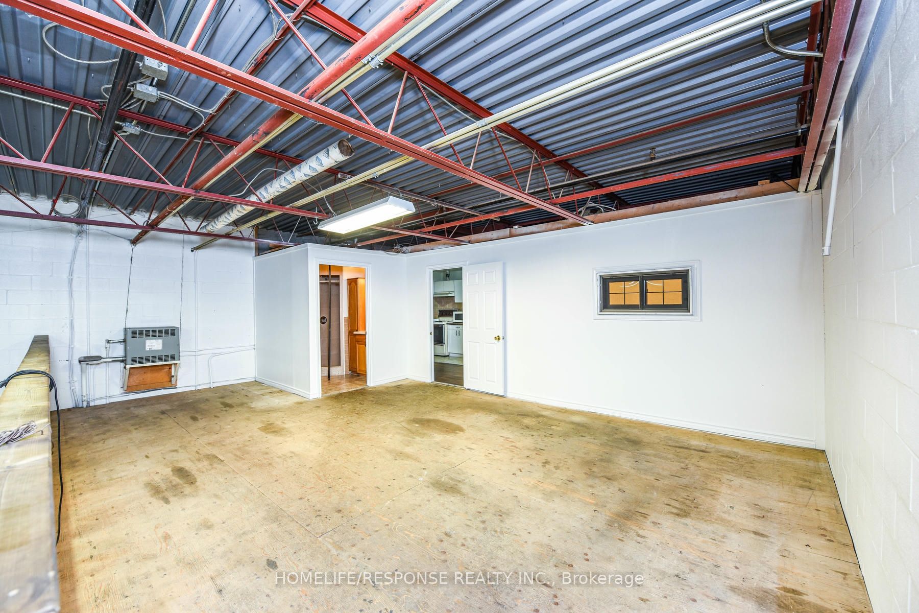 #21 - 1060 Britannia Road Property Photo 23