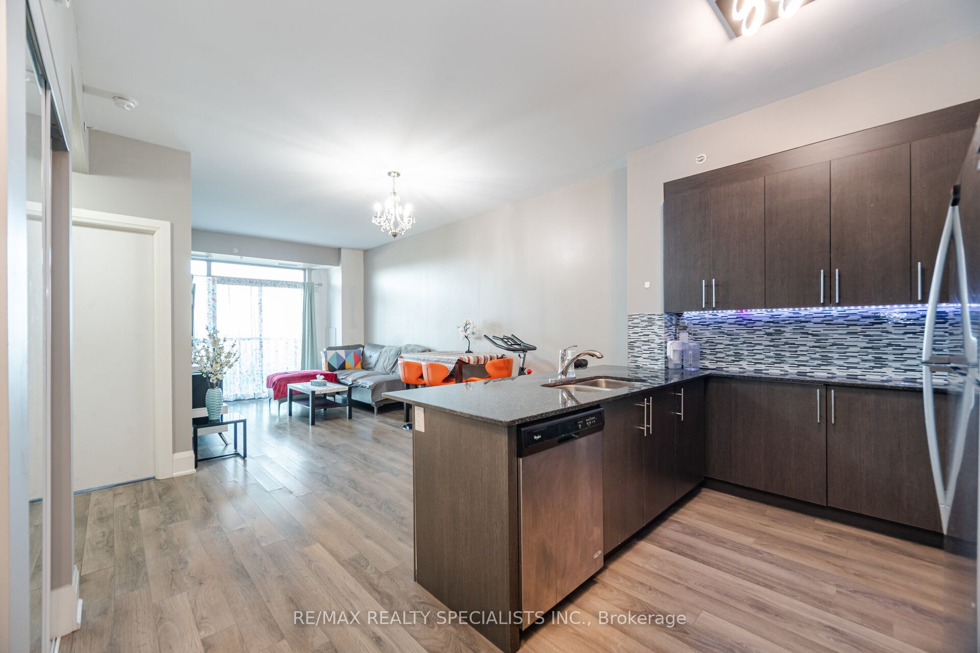 45 Yorkland Boulevard 204 Property Photo 7