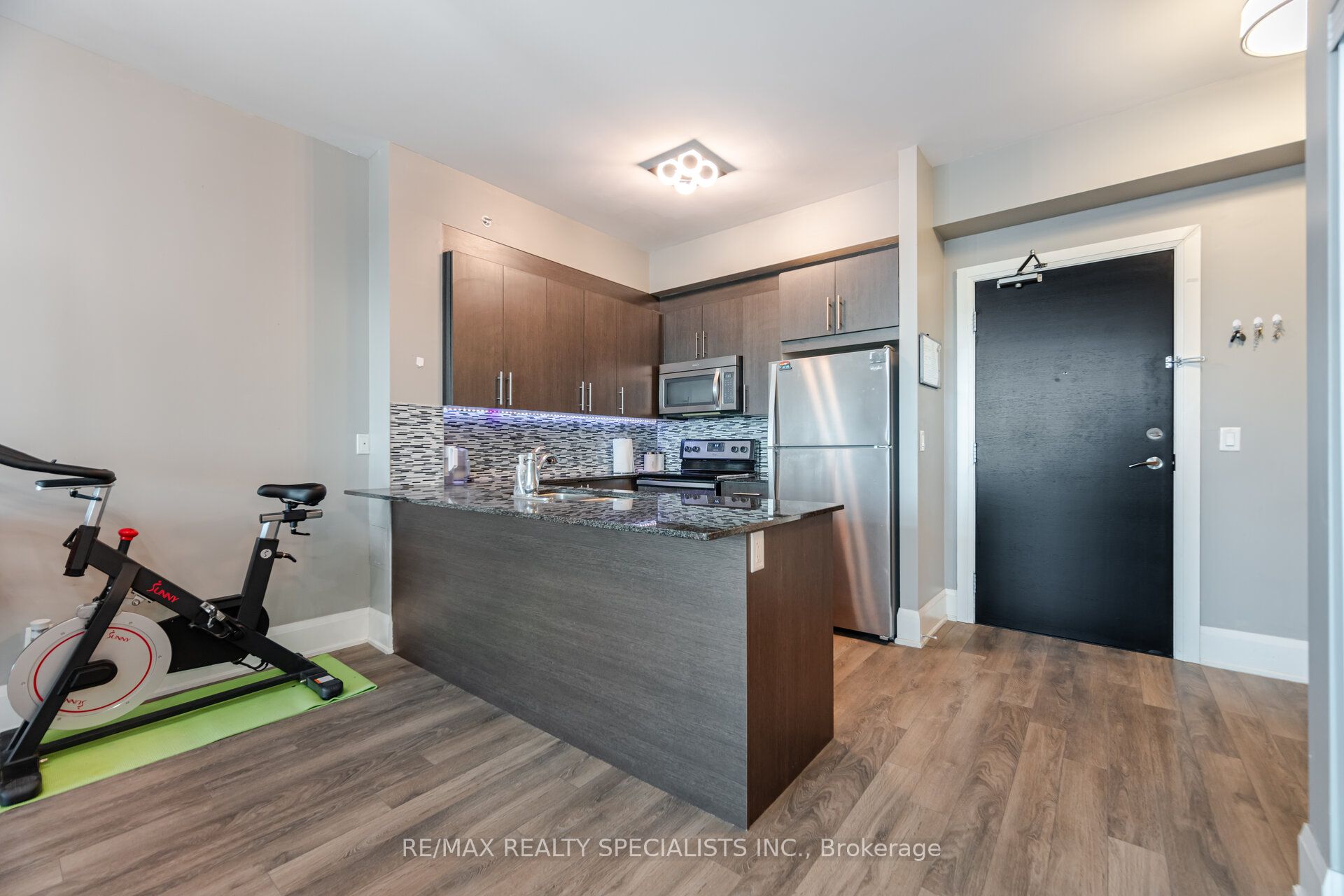 45 Yorkland Boulevard 204 Property Photo 8