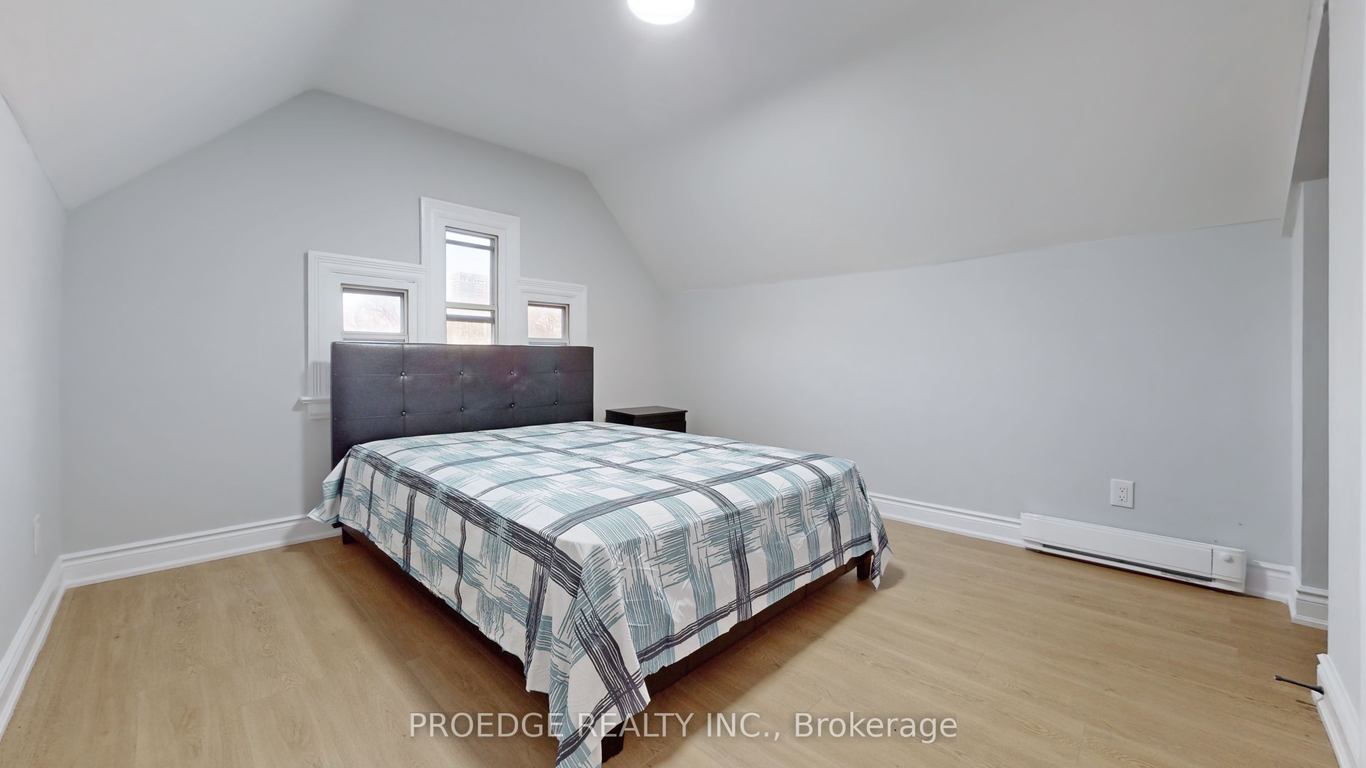 177 Wallace Avenue Property Photo 22