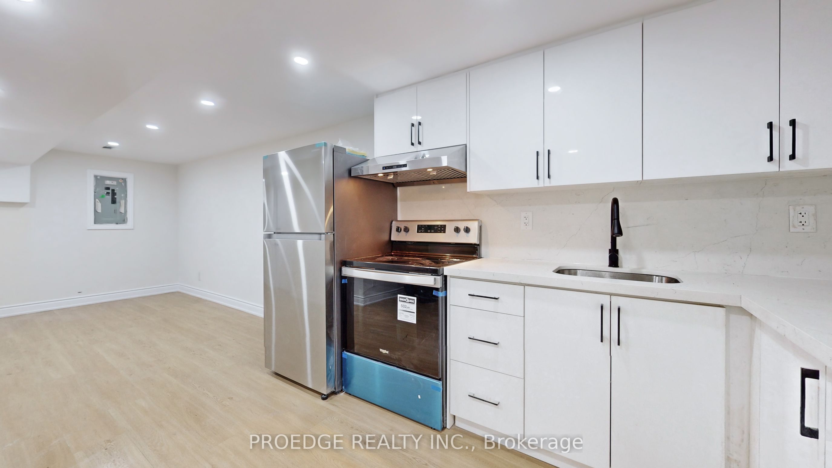 177 Wallace Avenue Property Photo 27