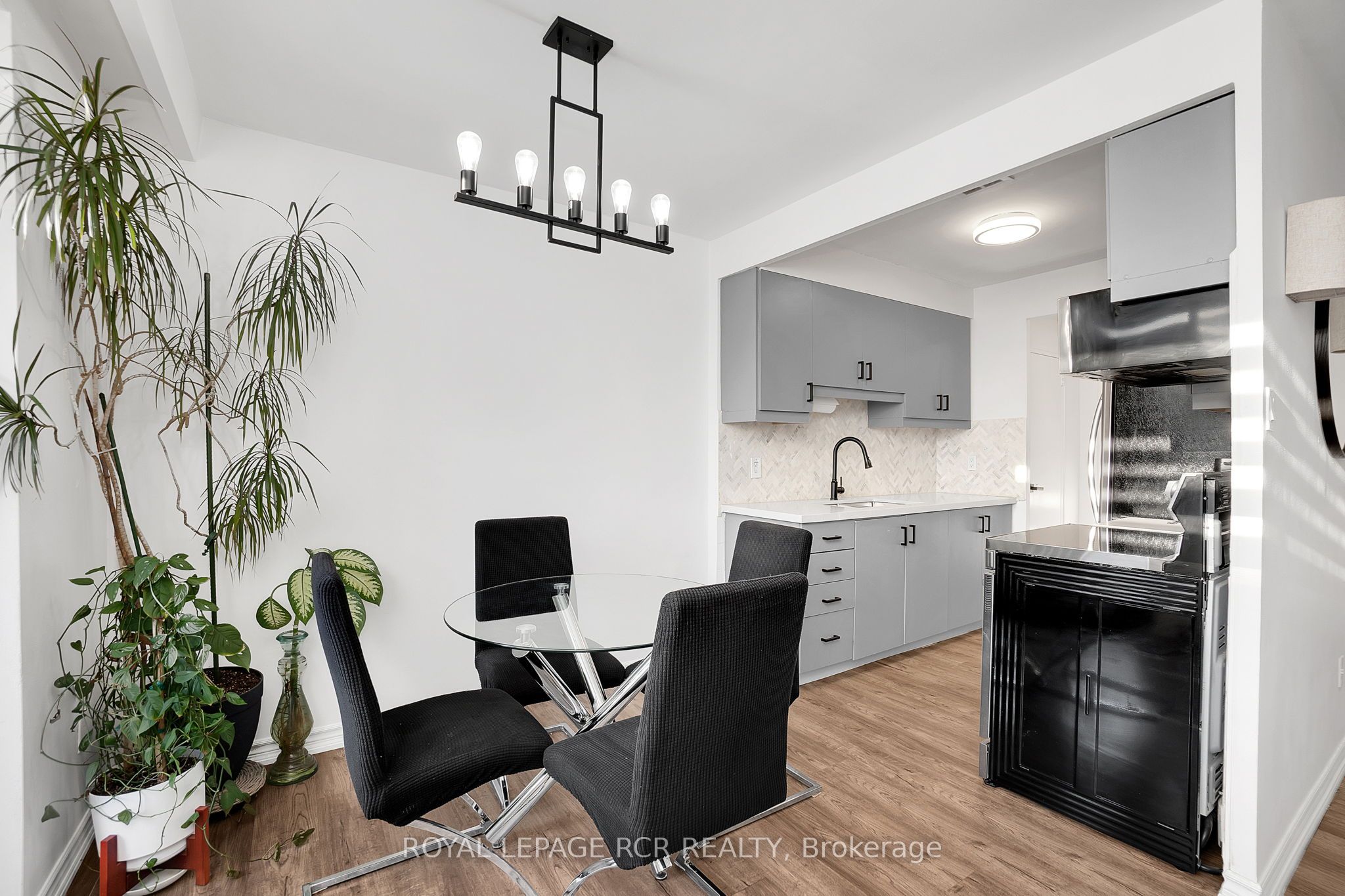 #205 - 50 Gulliver Road Property Photo 9