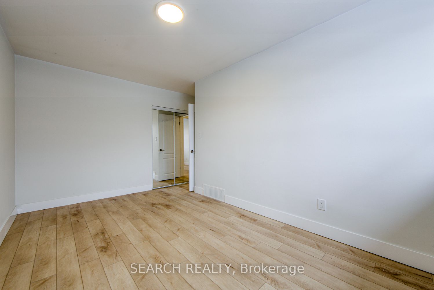 1519 Ogden Avenue Property Photo 21
