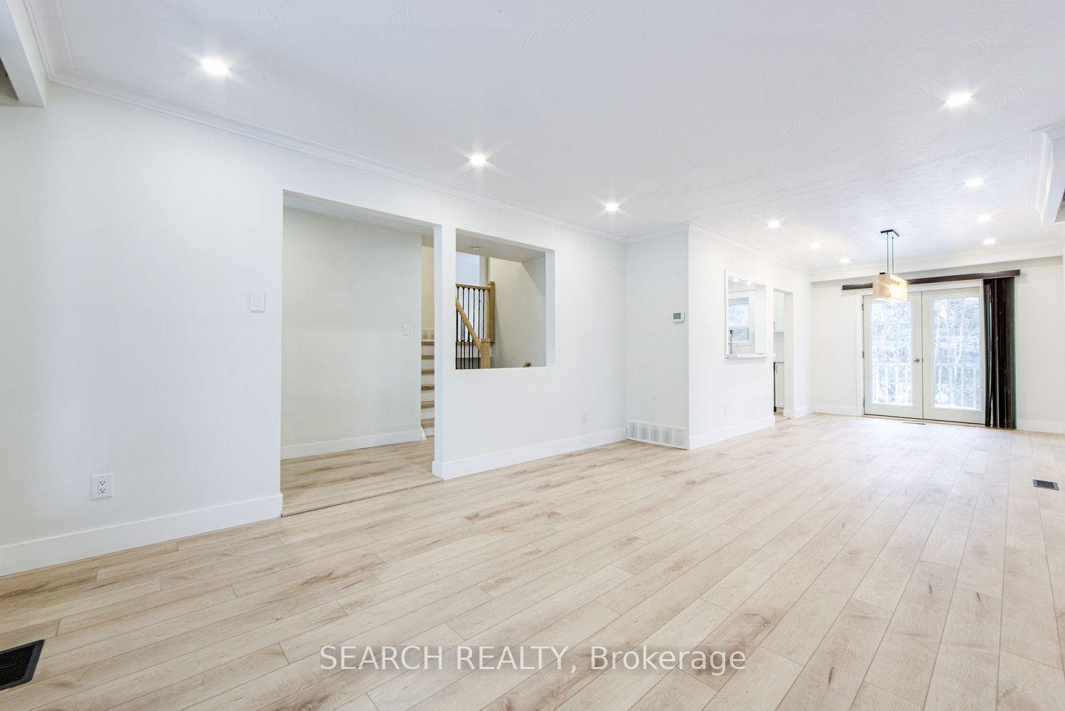 1519 Ogden Avenue Property Photo 5