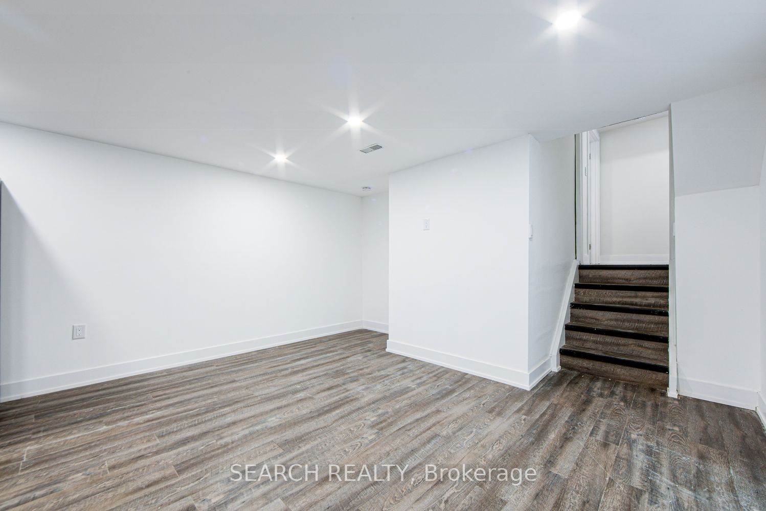 1519 Ogden Avenue Property Photo 37