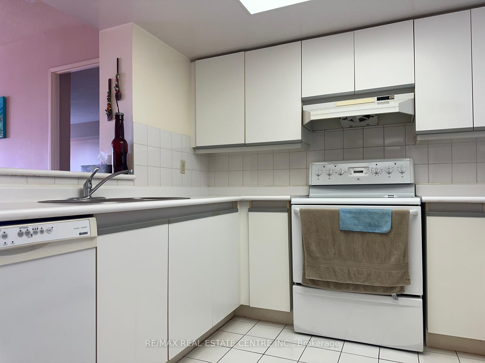 335 Webb Drive 702 Property Photo 10