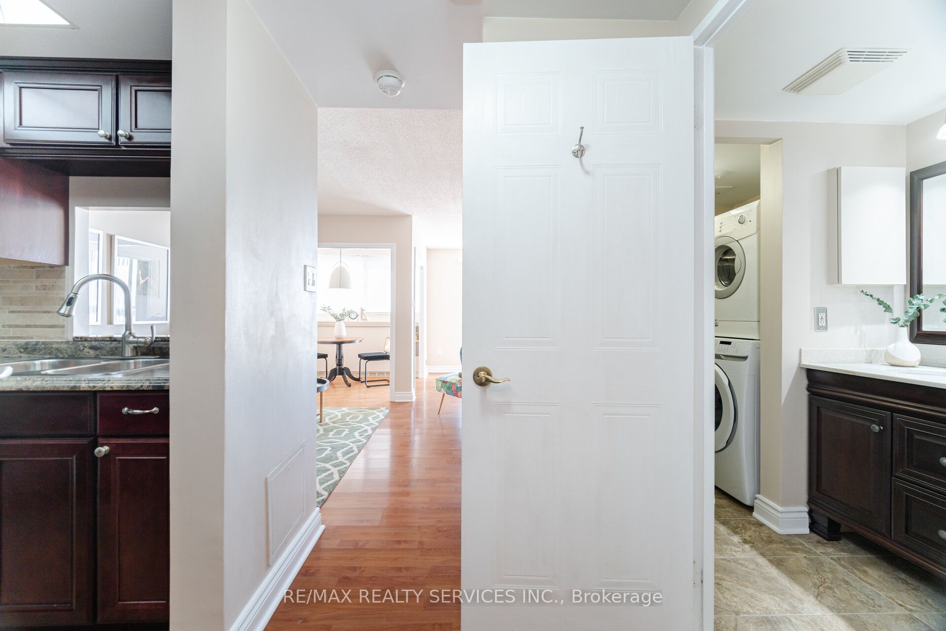 8351 Mclaughlin Road S 434 Property Photo 3