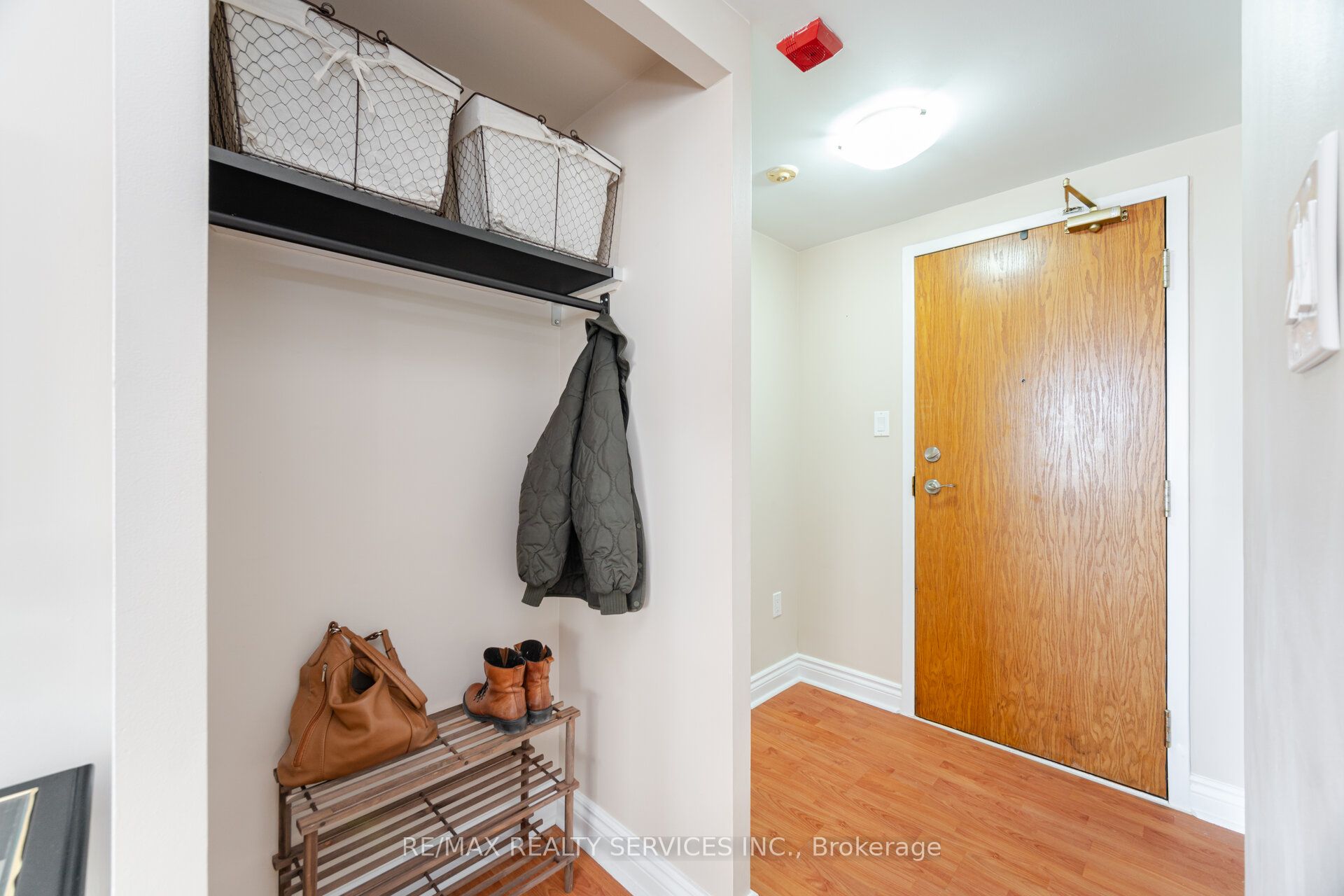 8351 Mclaughlin Road S 434 Property Photo 4