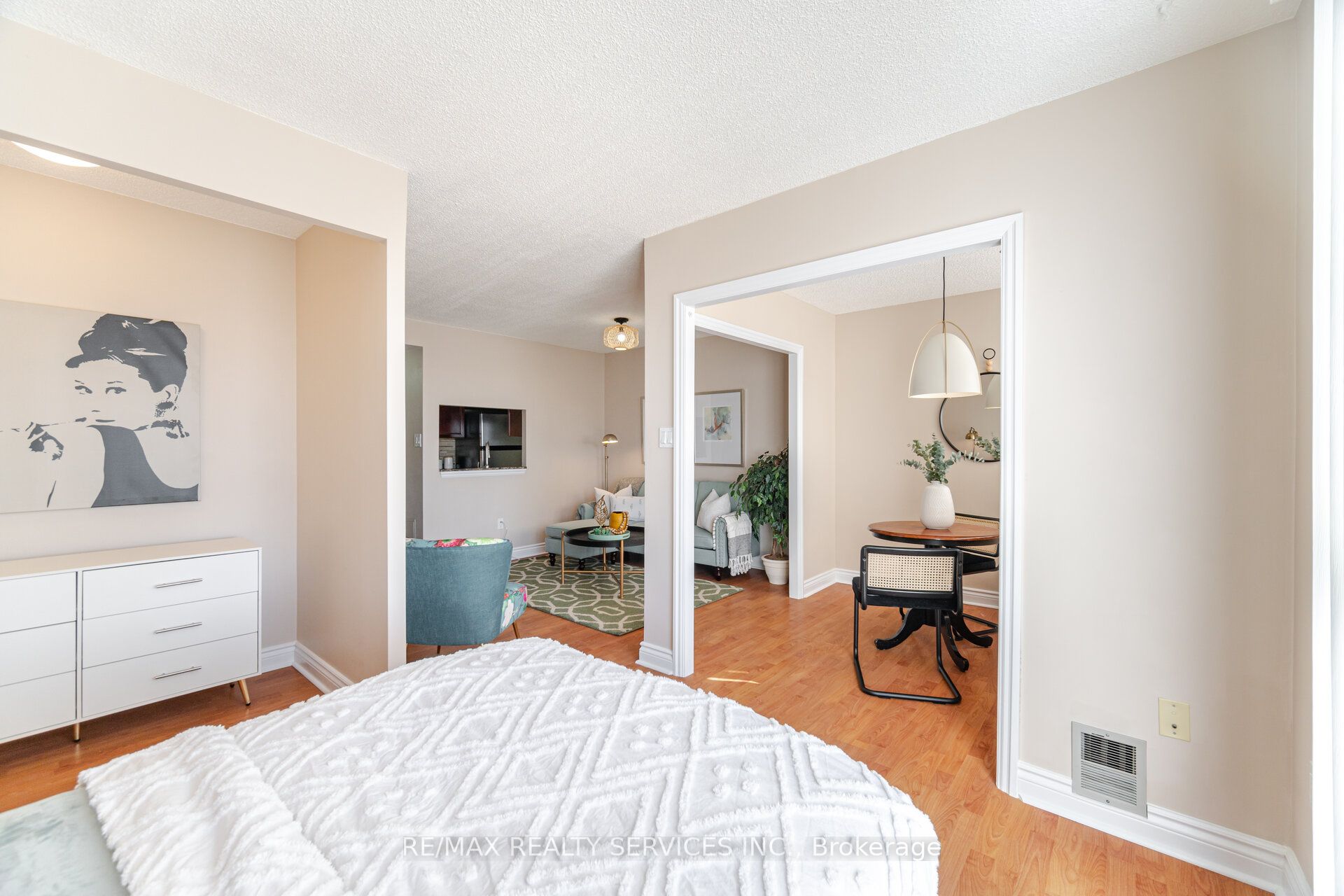 8351 Mclaughlin Road S 434 Property Photo 20