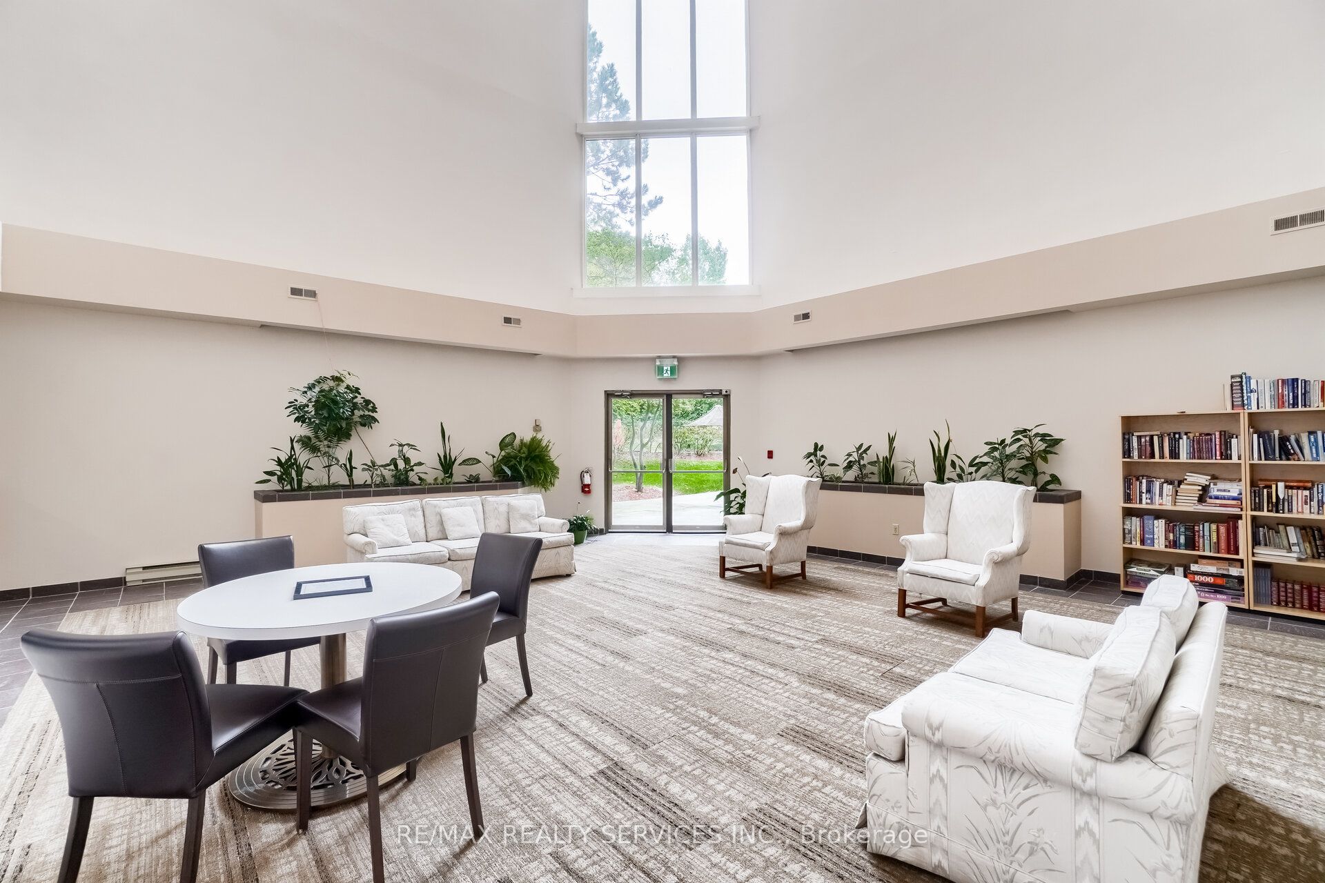 8351 Mclaughlin Road S 434 Property Photo 27