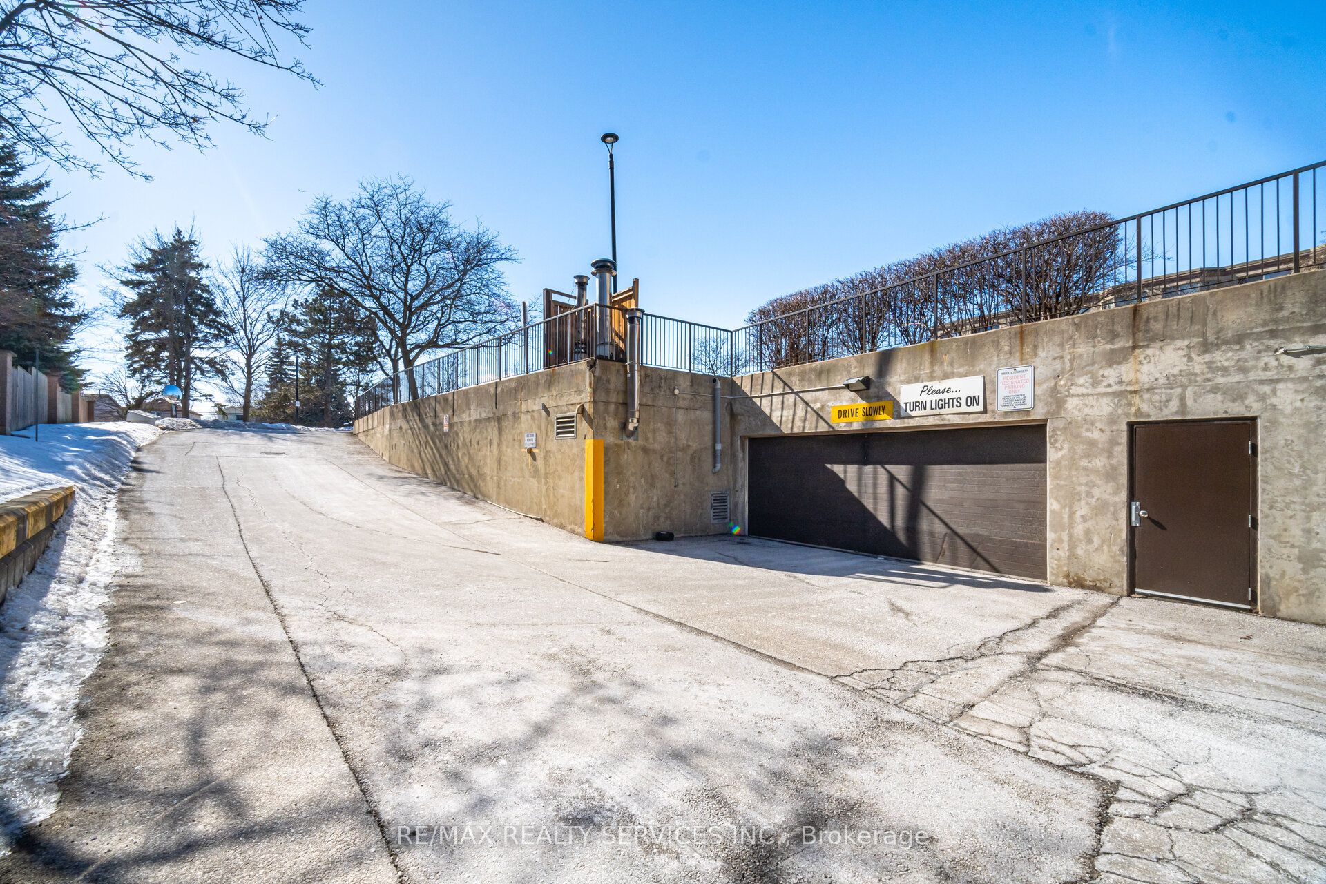 8351 Mclaughlin Road S 434 Property Photo 32