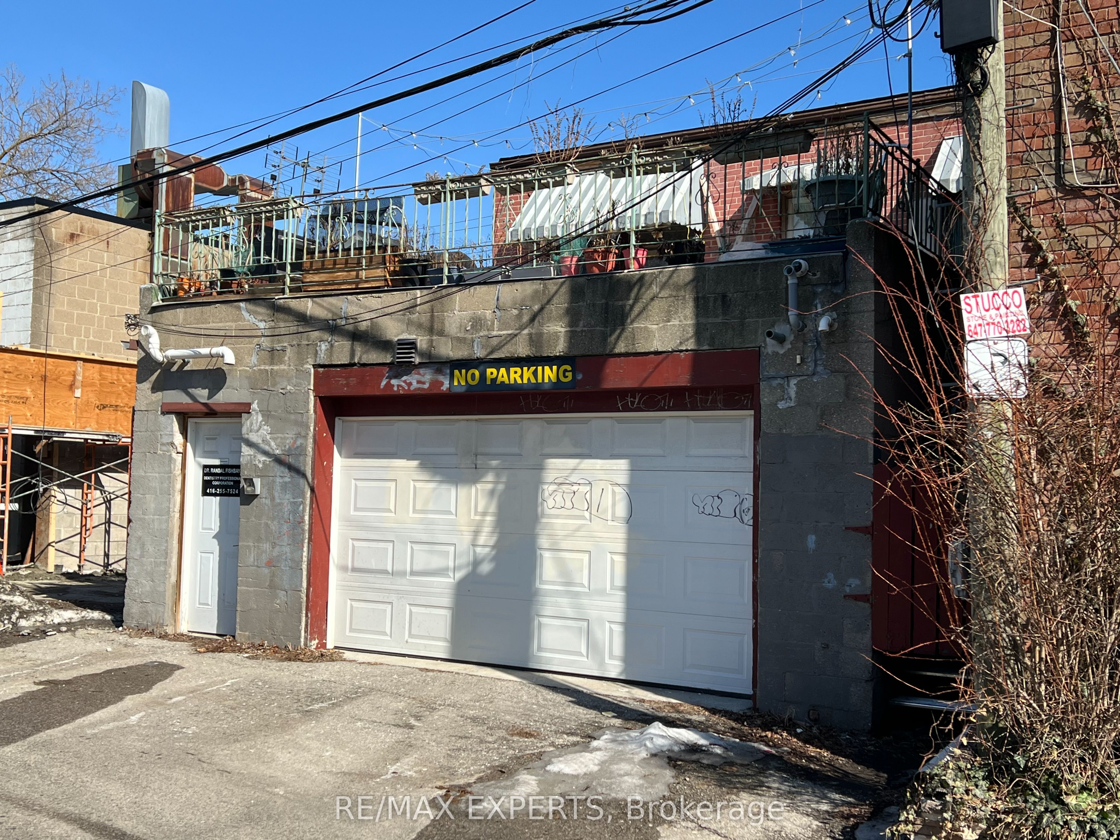 2436 Lake Shore Boulevard Property Photo 10