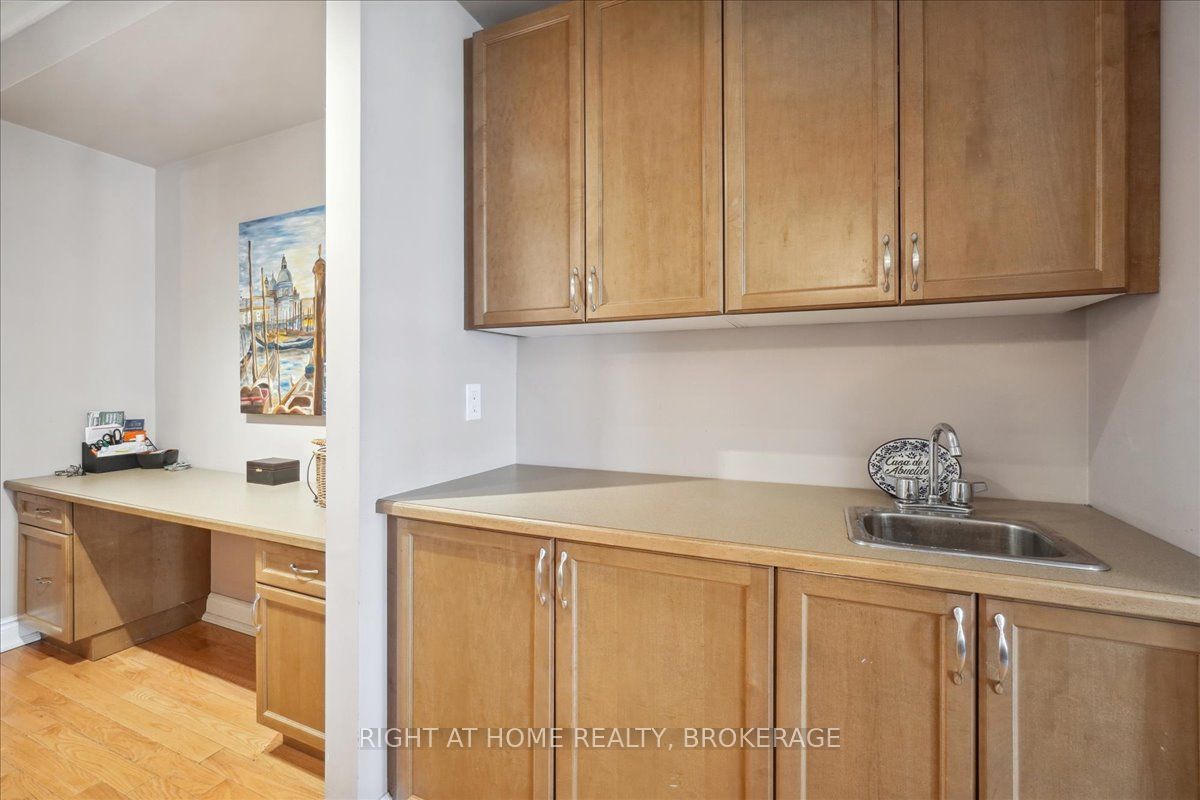 124 Lakeshore Road Property Photo 10