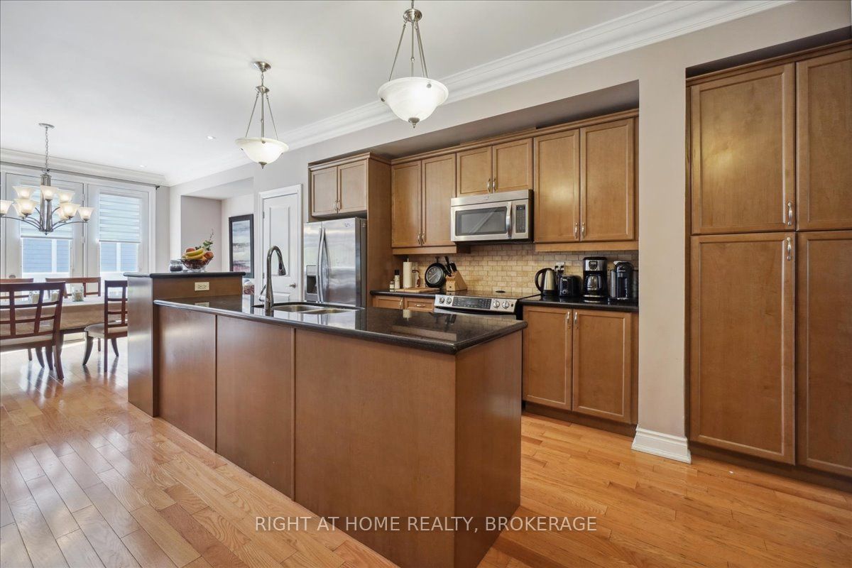 124 Lakeshore Road Property Photo 12