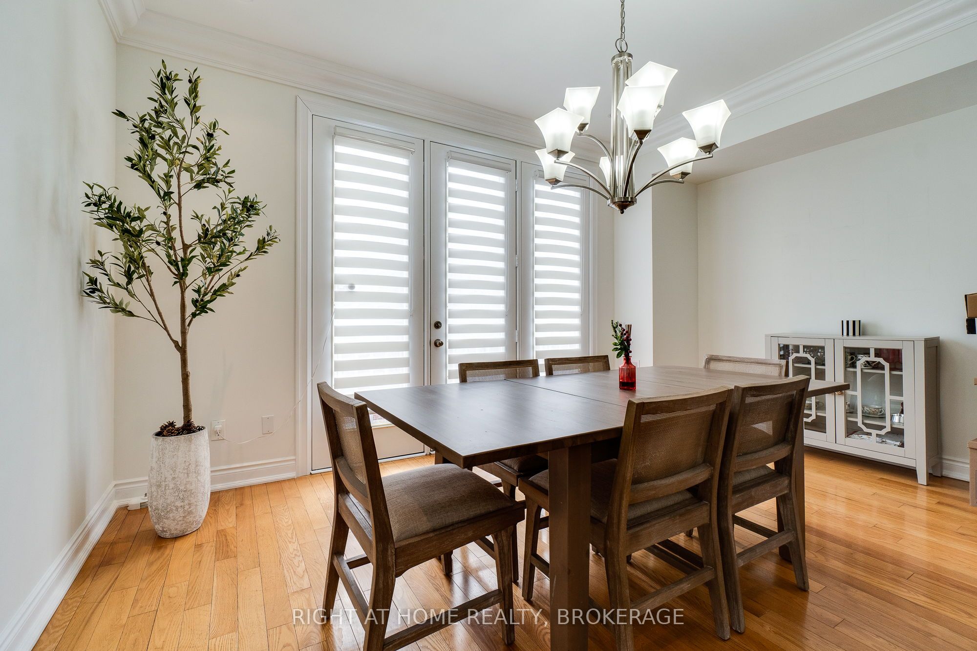 124 Lakeshore Road Property Photo 14