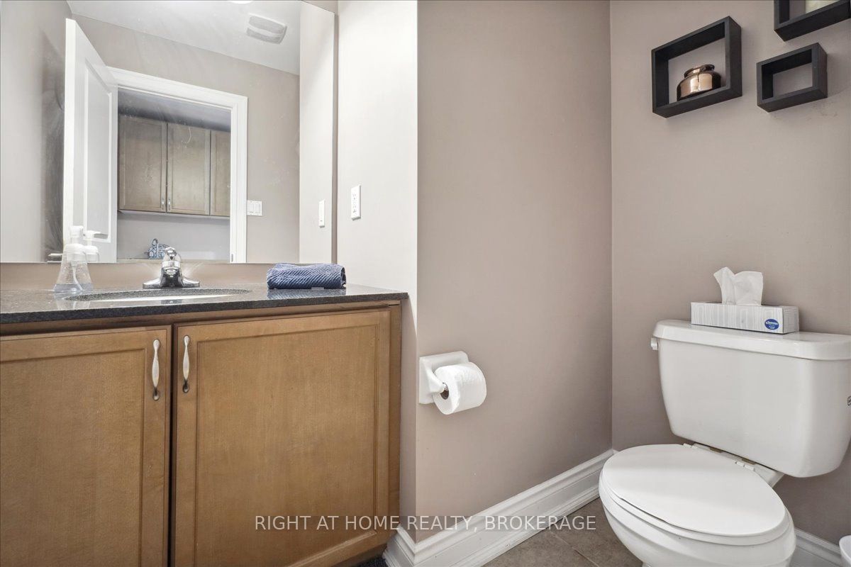 124 Lakeshore Road Property Photo 18