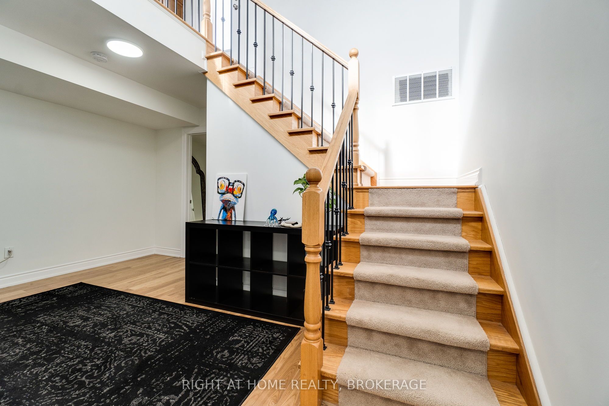 124 Lakeshore Road Property Photo 19