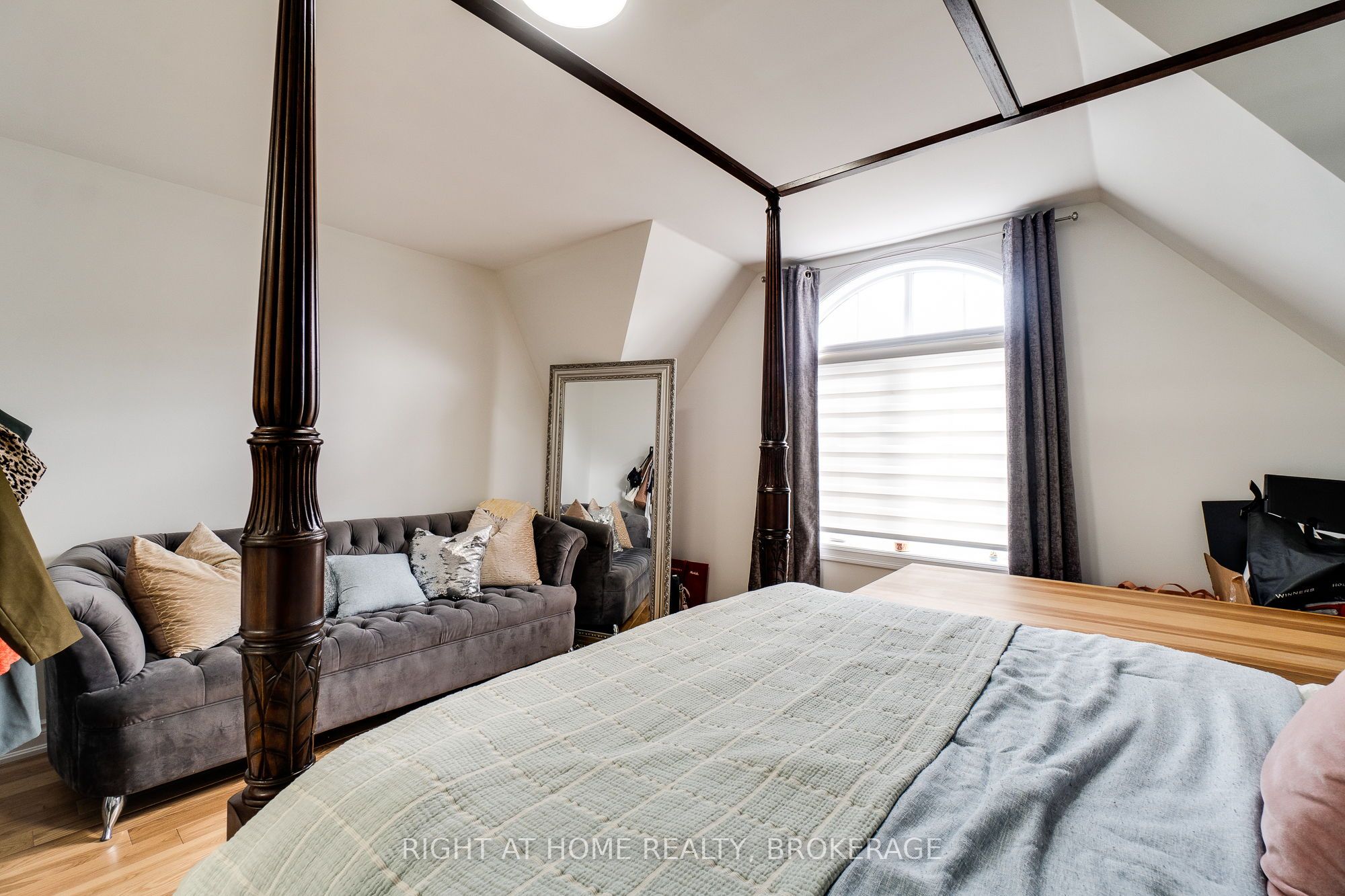 124 Lakeshore Road Property Photo 25