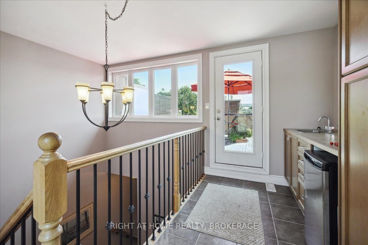 124 Lakeshore Road Property Photo 30