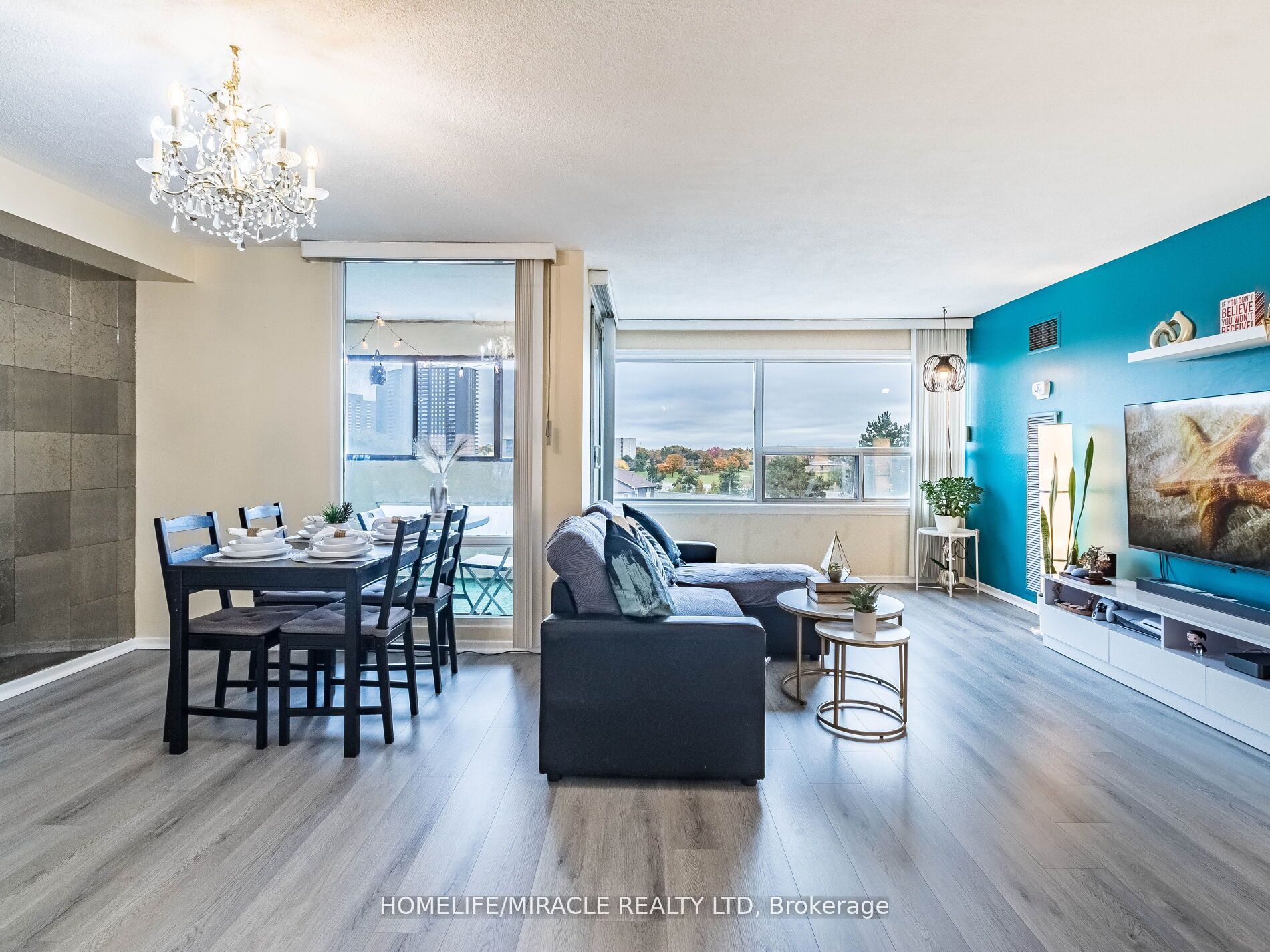 475 The West Mall N/a 510 Property Photo 4
