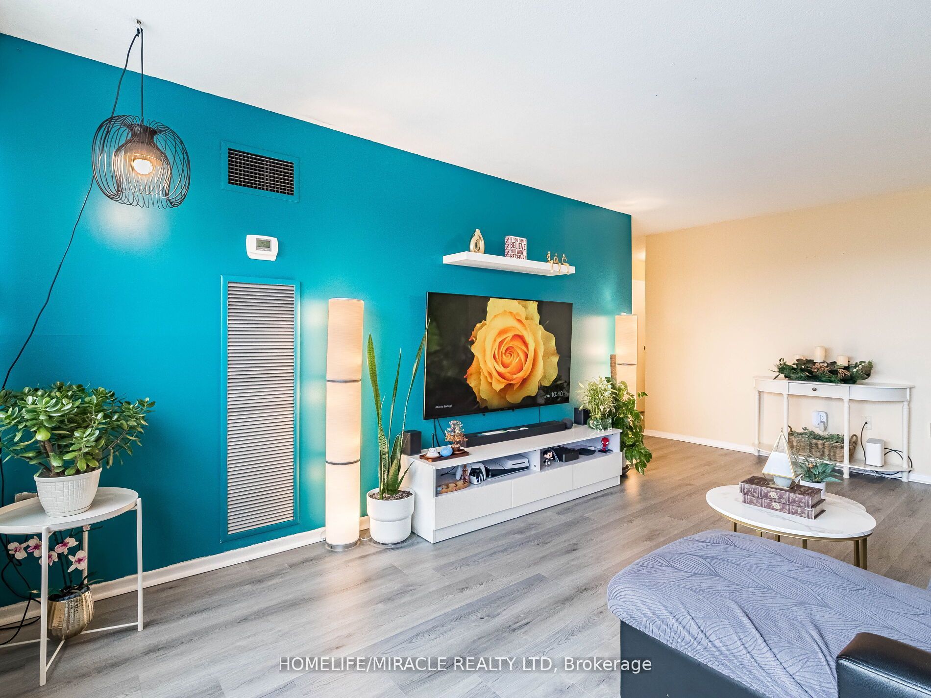 475 The West Mall N/a 510 Property Photo 8