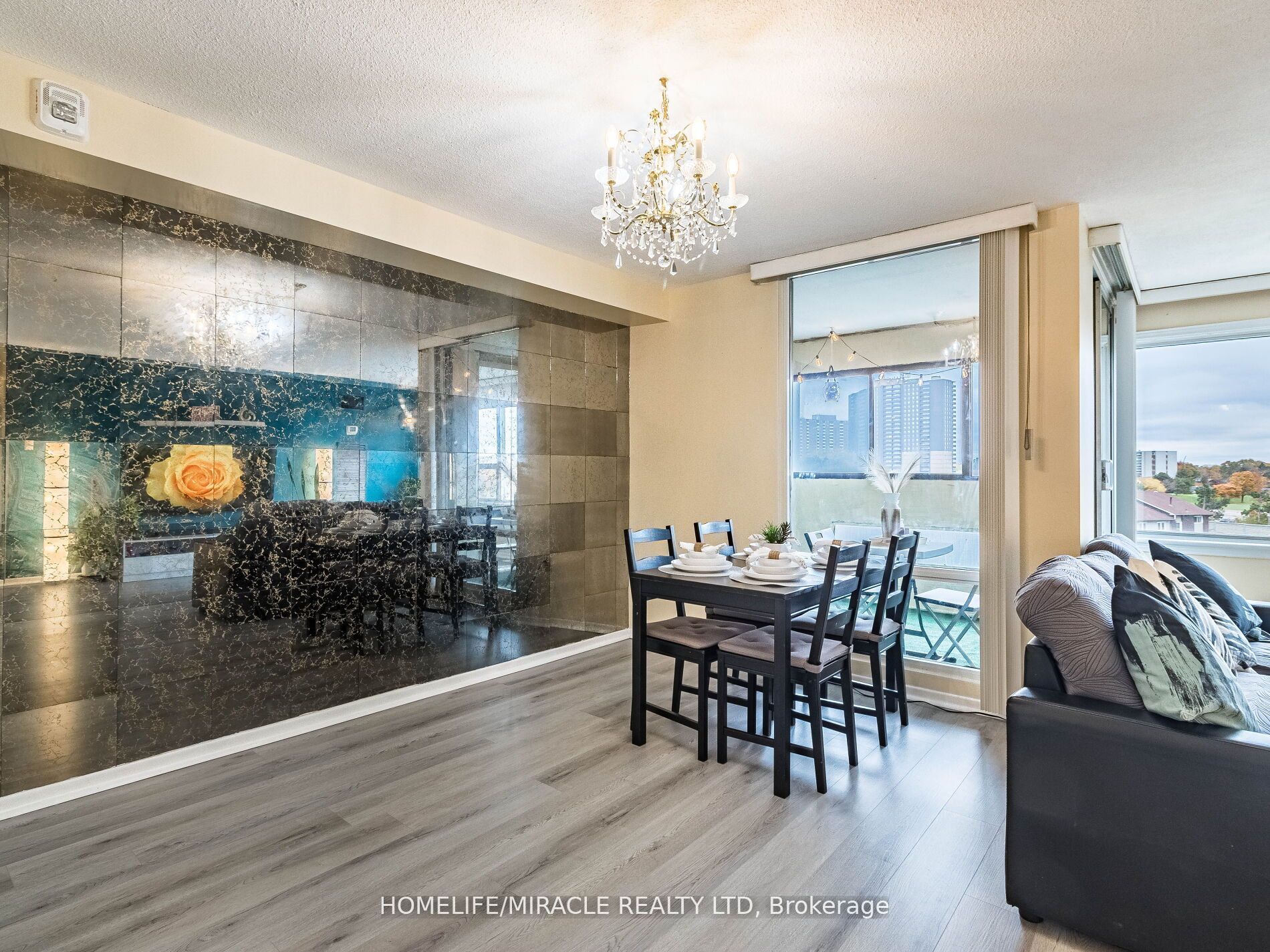 475 The West Mall N/a 510 Property Photo 10