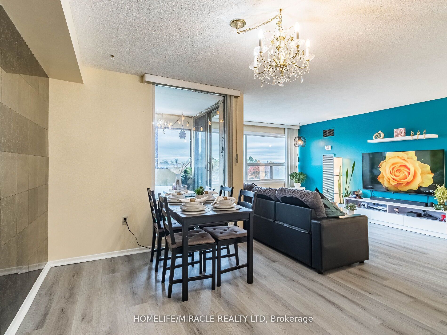 475 The West Mall N/a 510 Property Photo 11