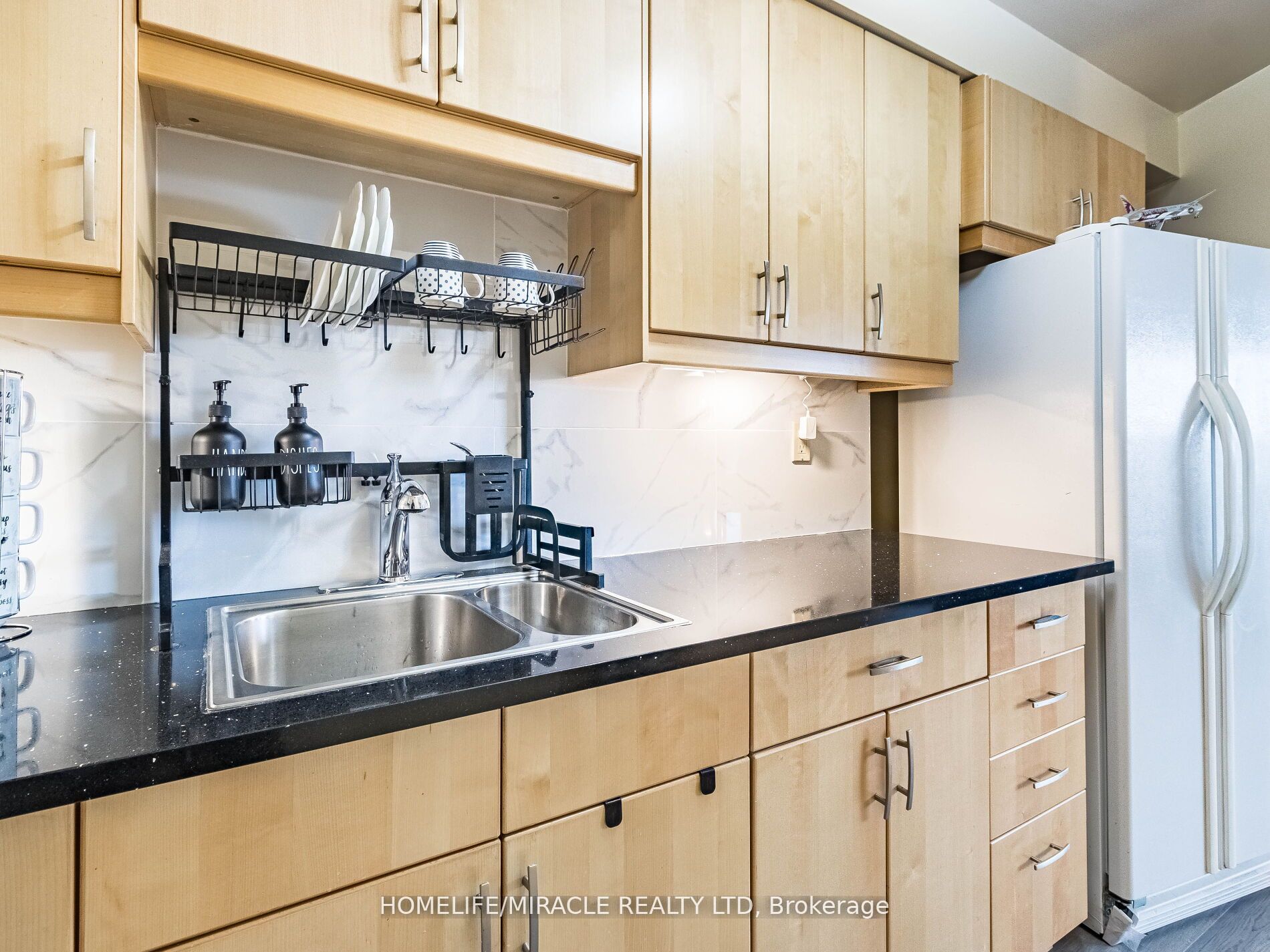475 The West Mall N/a 510 Property Photo 14