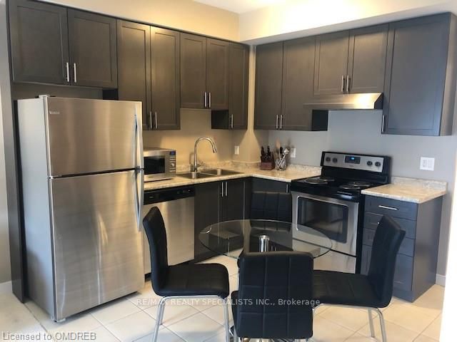 2486 Old Bronte Road 705 Property Photo 4