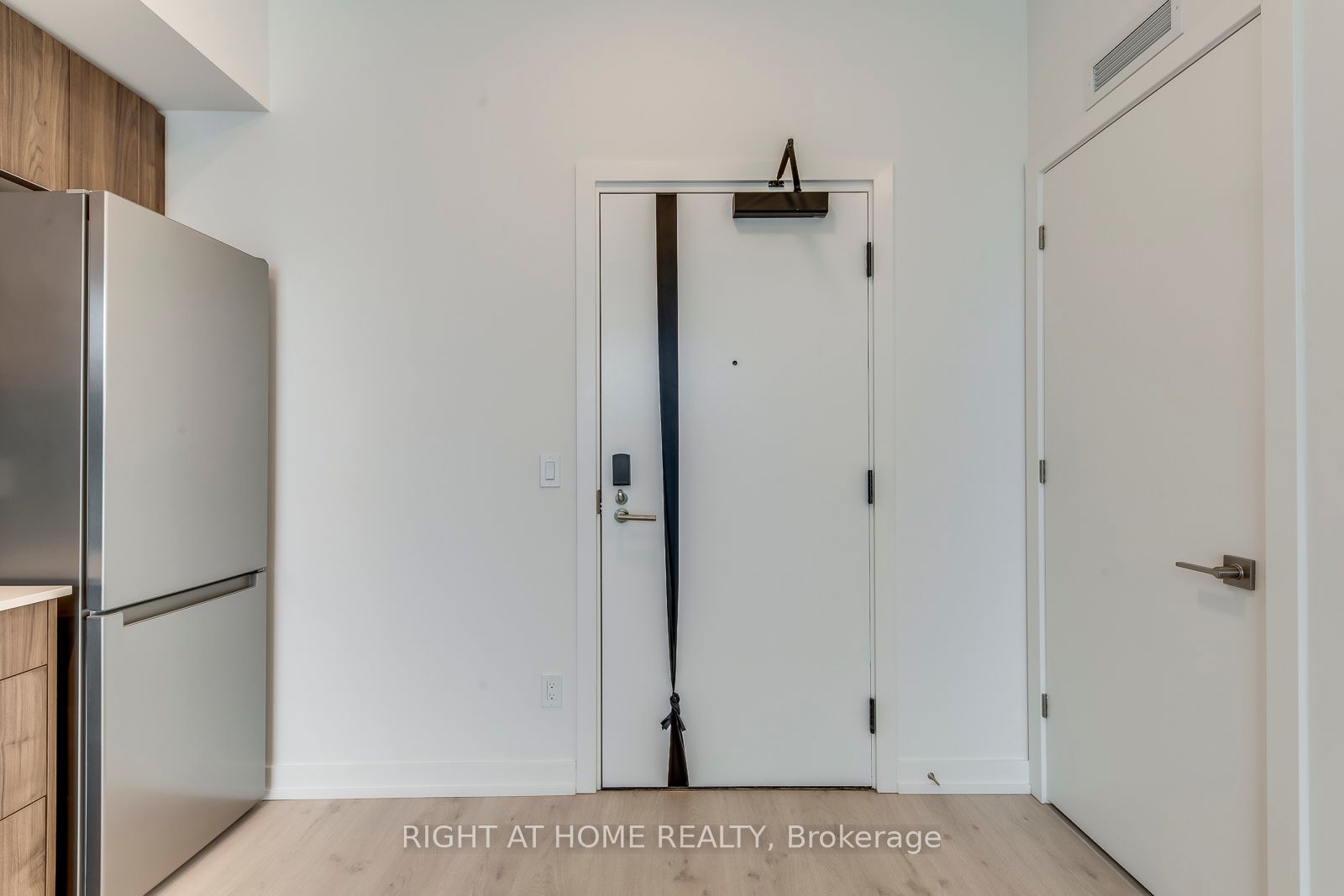 2501 Saw Whet Boulevard 136 Property Photo 8