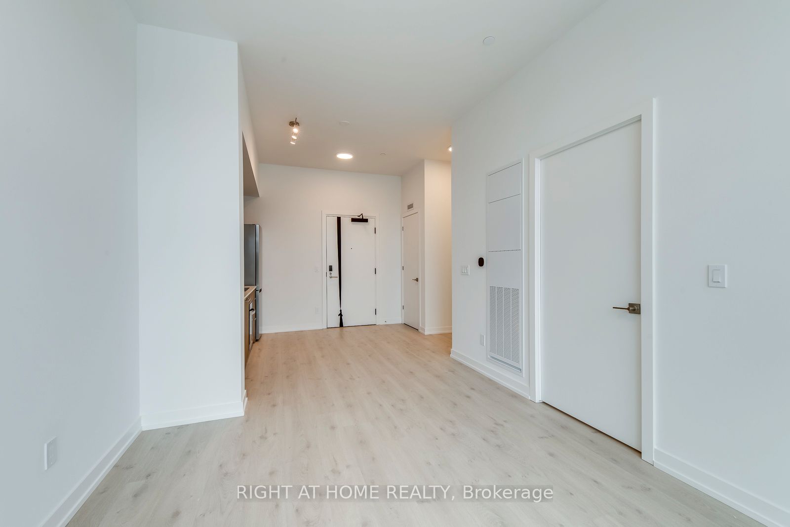 2501 Saw Whet Boulevard 136 Property Photo 17