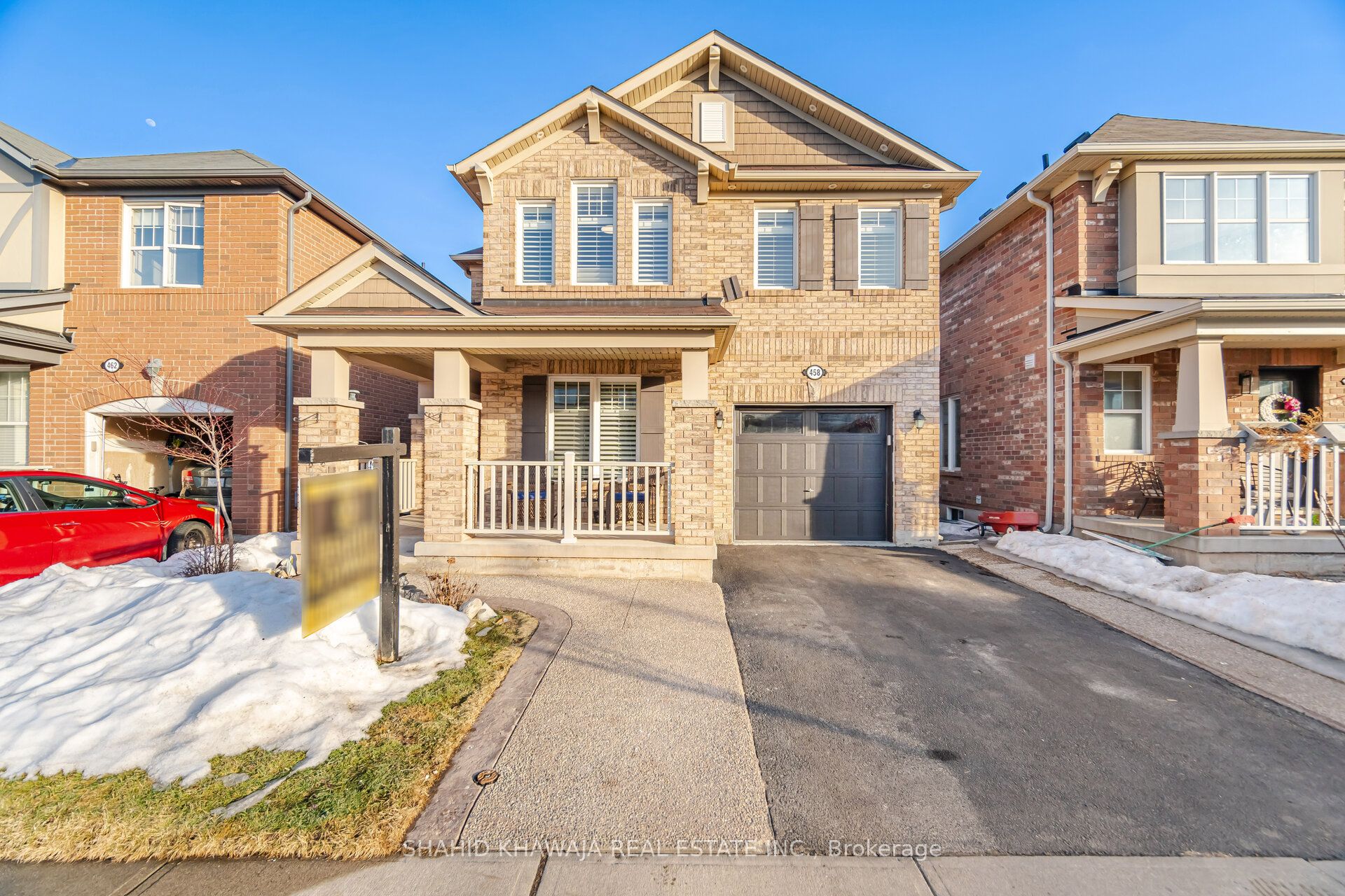 458 Pozbou Crescent Property Photo 1