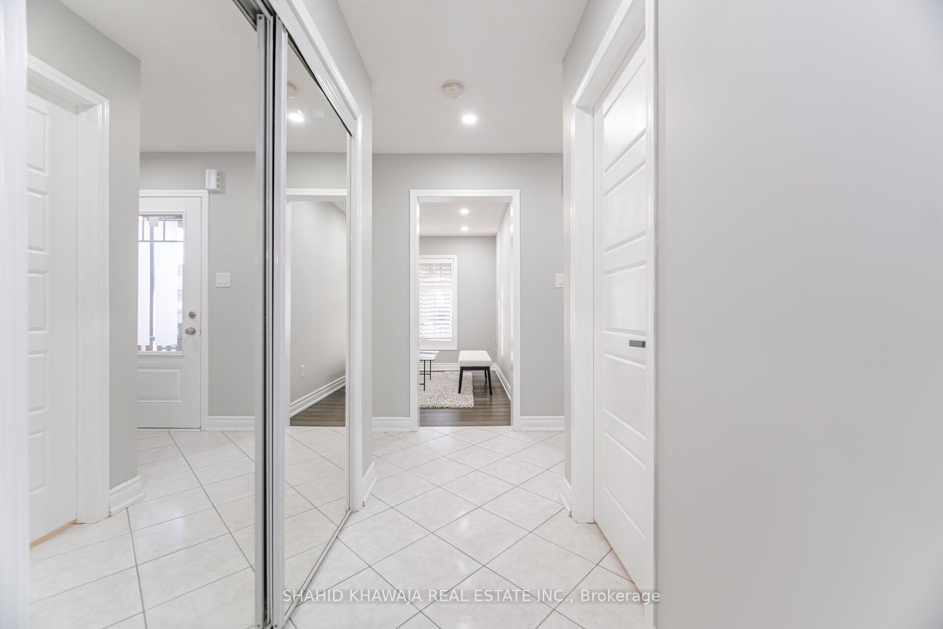 458 Pozbou Crescent Property Photo 6