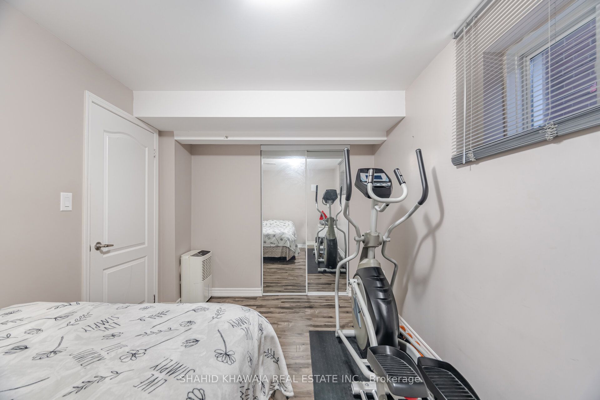 458 Pozbou Crescent Property Photo 42