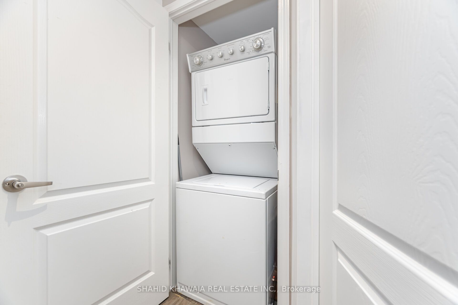 458 Pozbou Crescent Property Photo 44