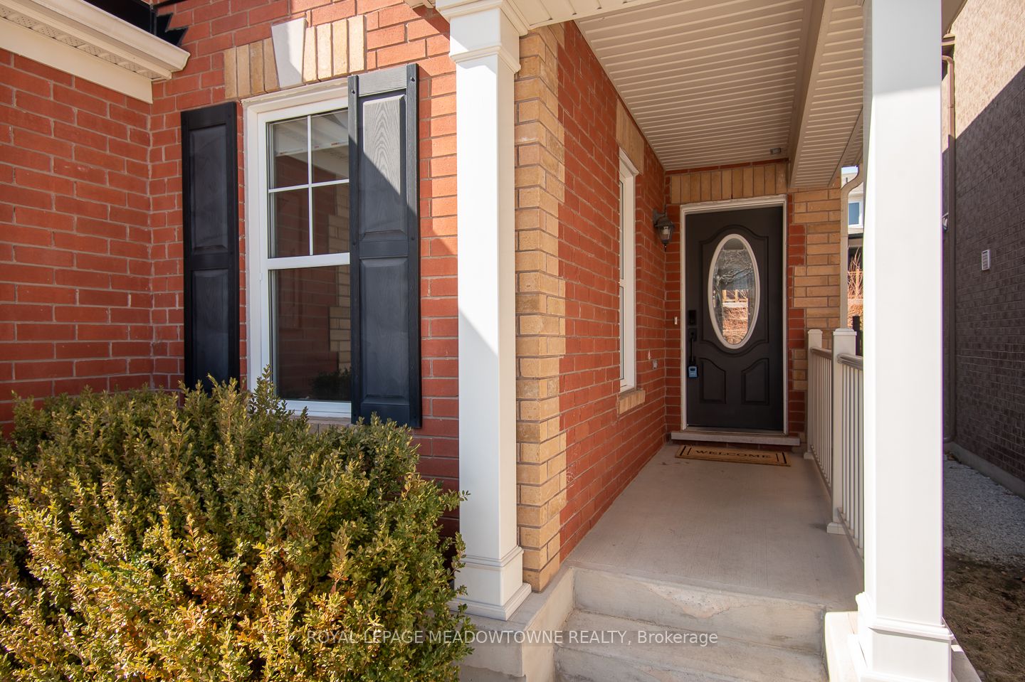 465 Tyrone Crescent Property Photo 3