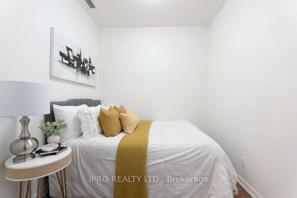 205 Sherway Gardens Road E 308 Property Photo 8