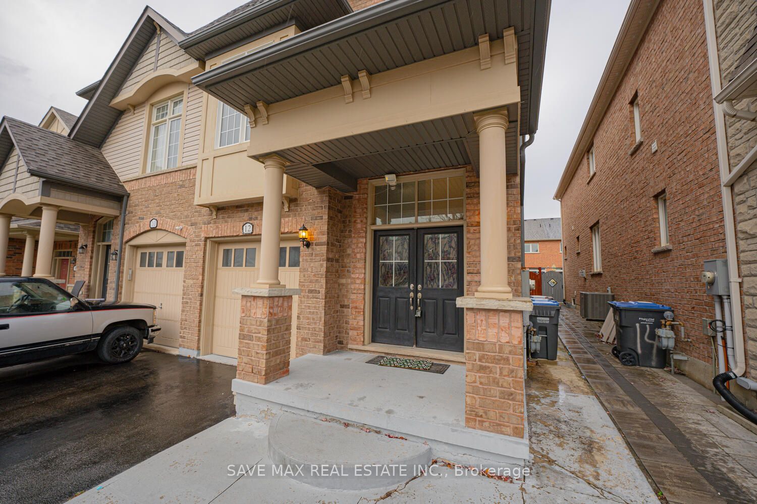 12 Losino Street Property Photo 2