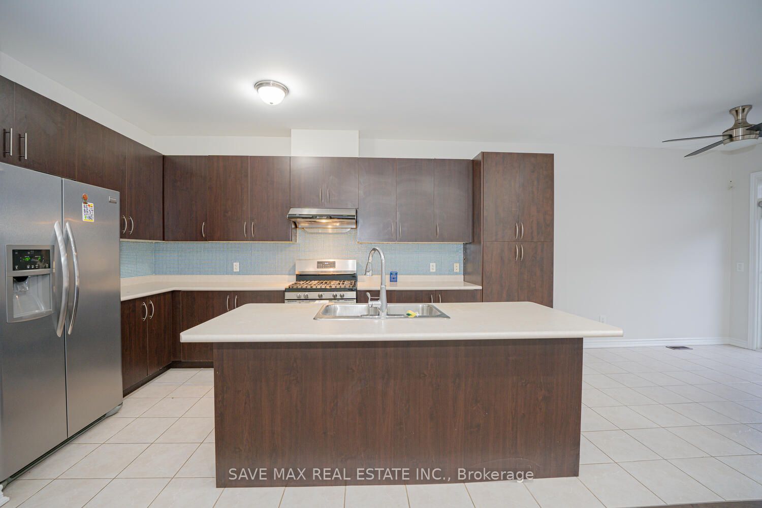 12 Losino Street Property Photo 10