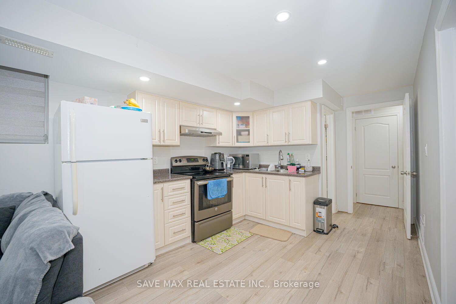 12 Losino Street Property Photo 24