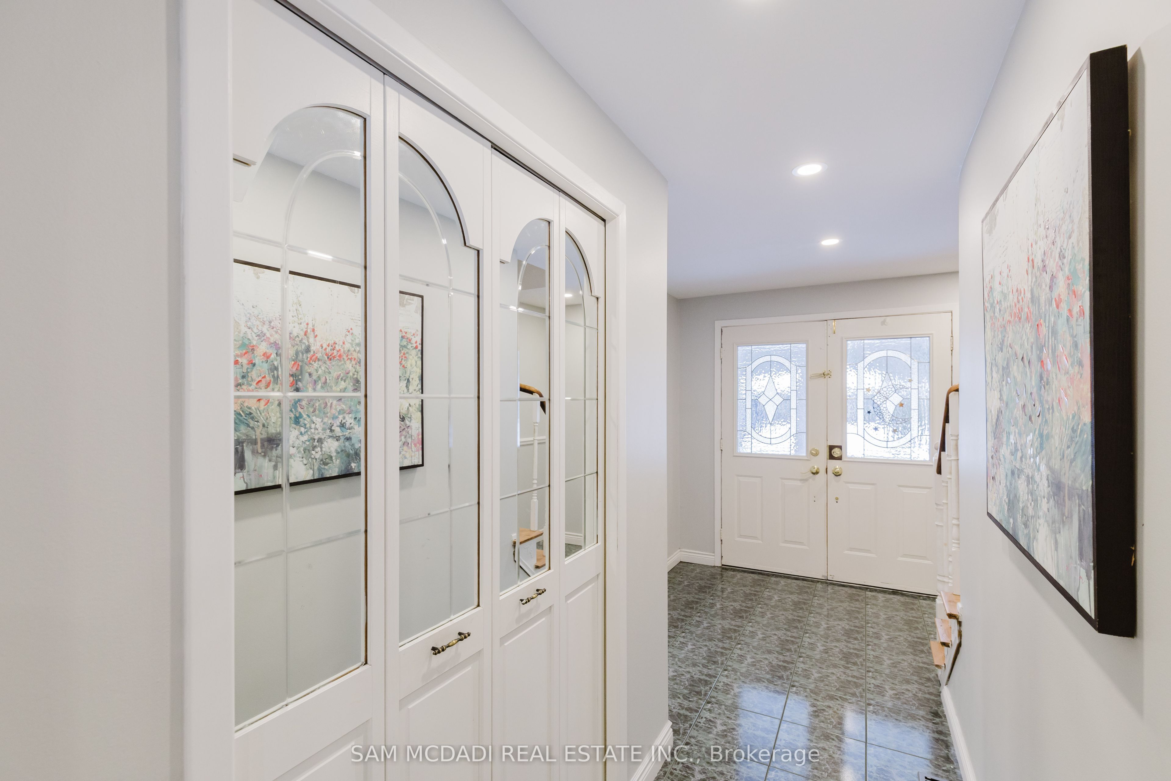 2344 Devon Road Property Photo 3
