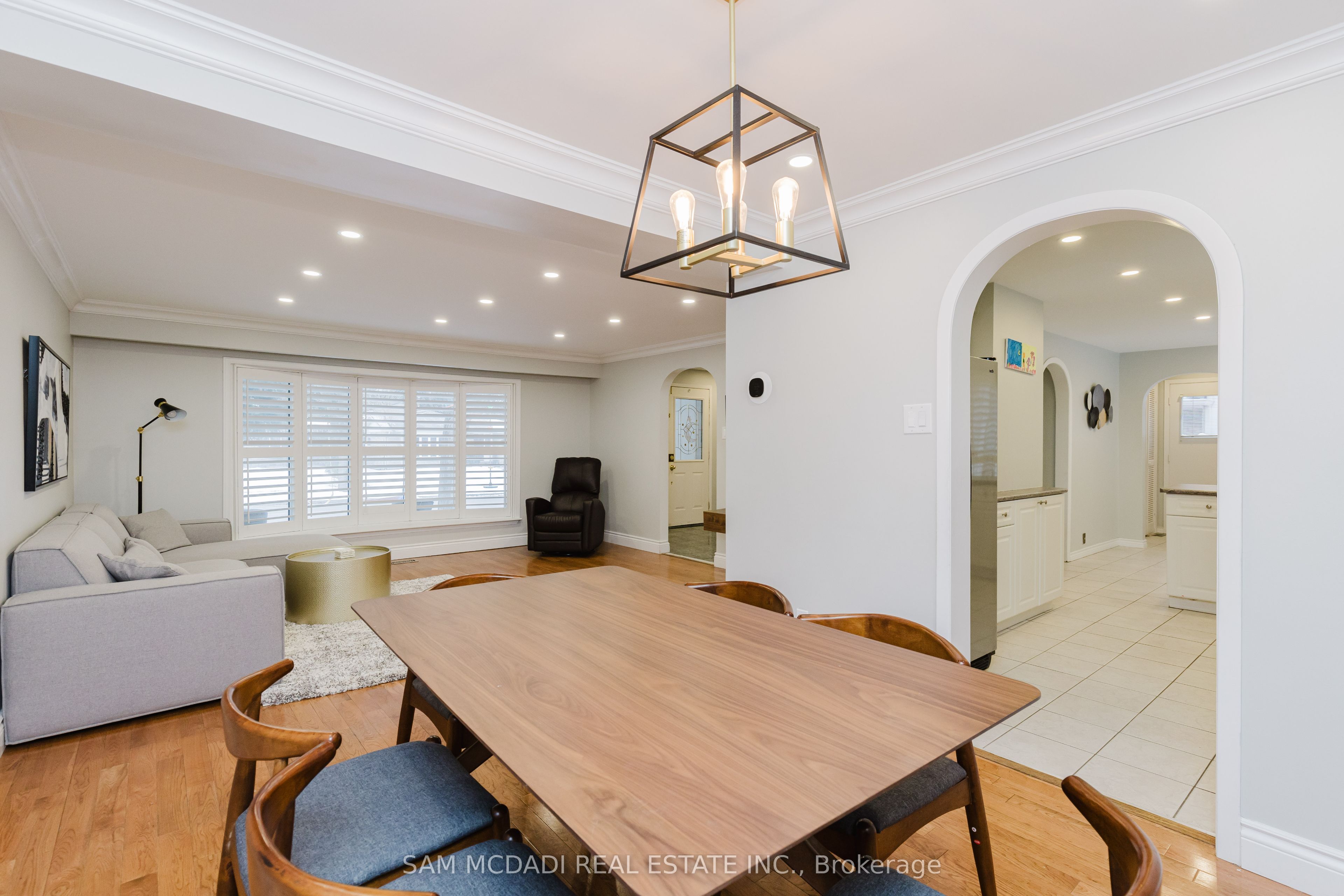 2344 Devon Road Property Photo 10