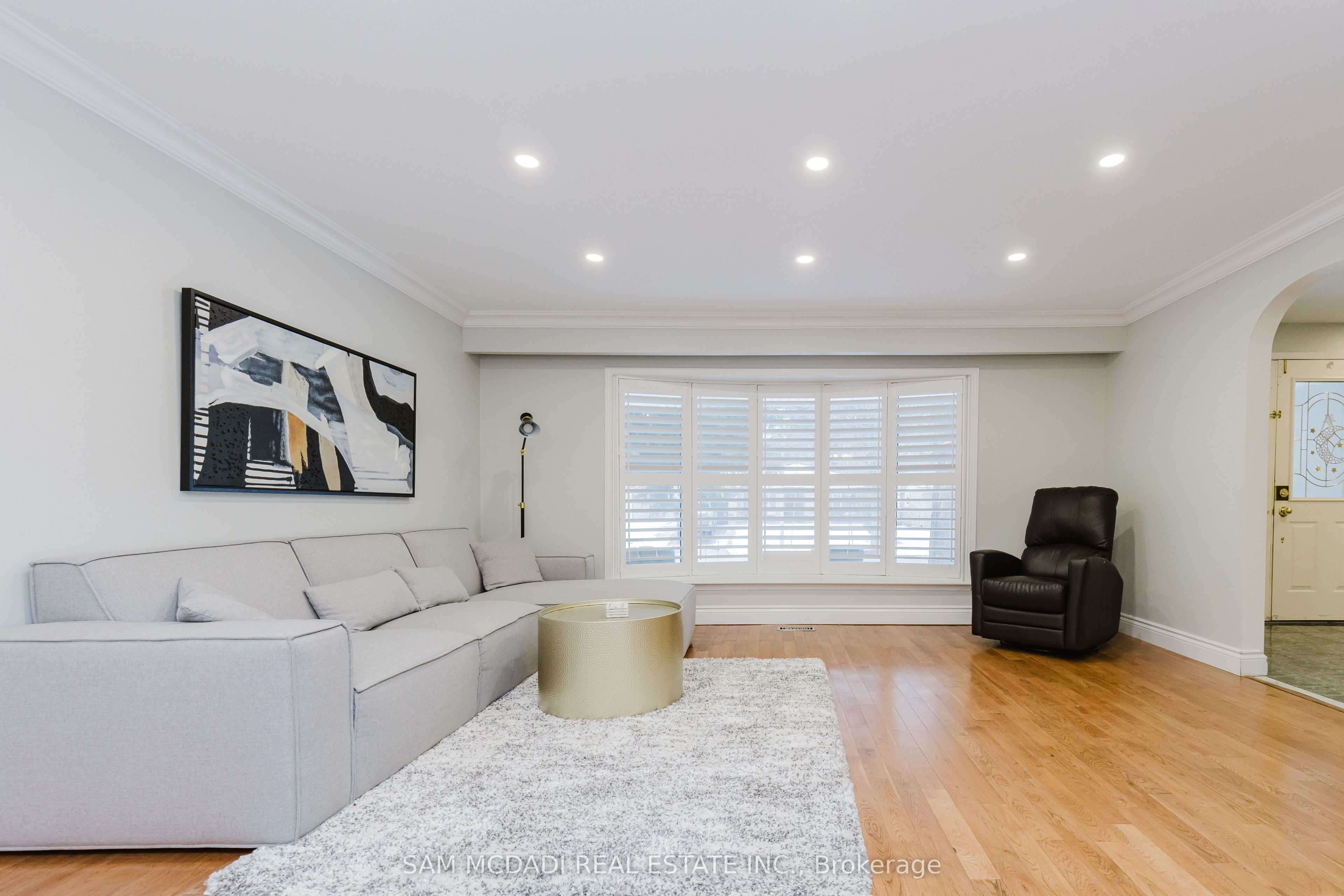 2344 Devon Road Property Photo 11