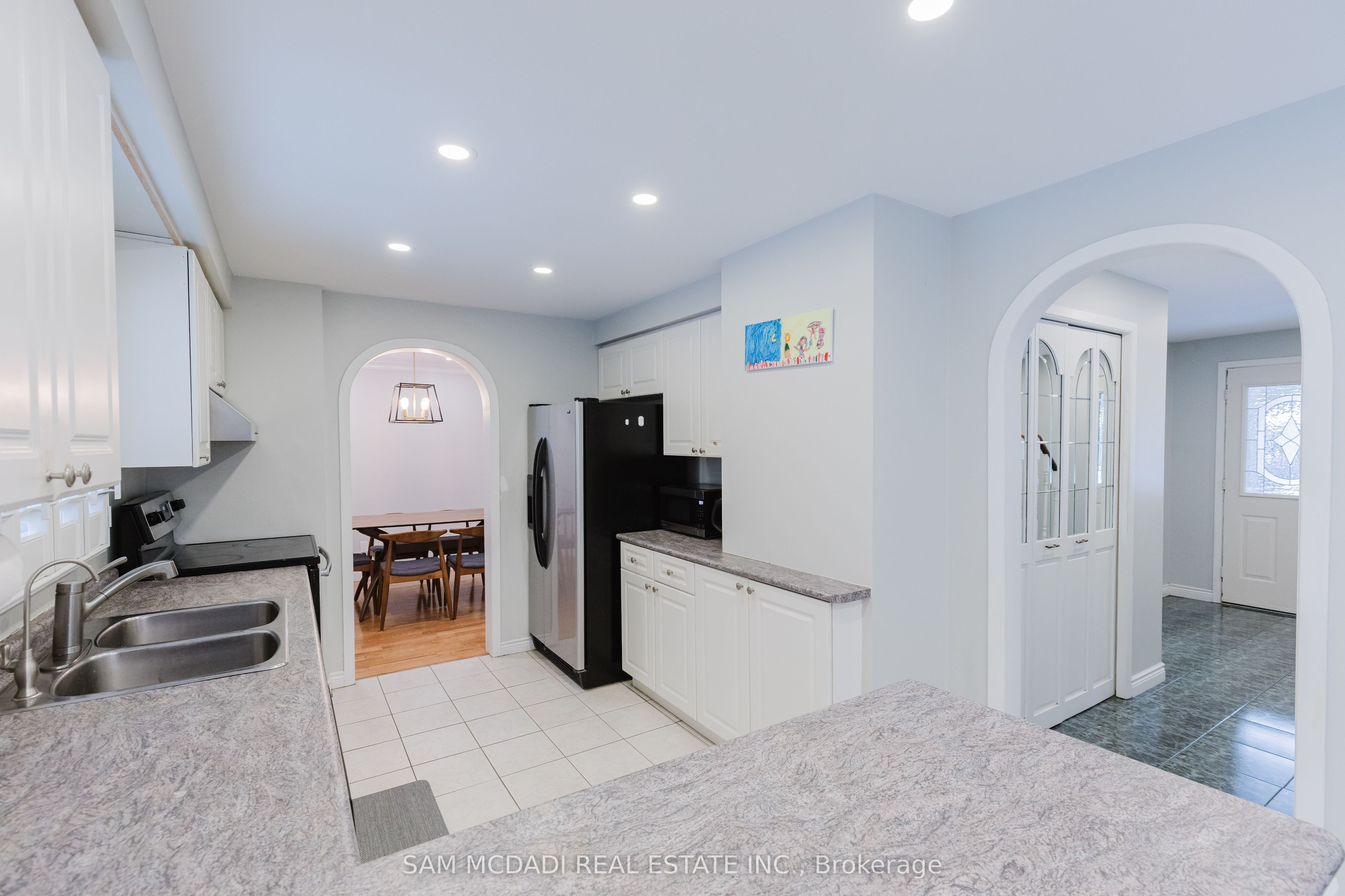 2344 Devon Road Property Photo 15