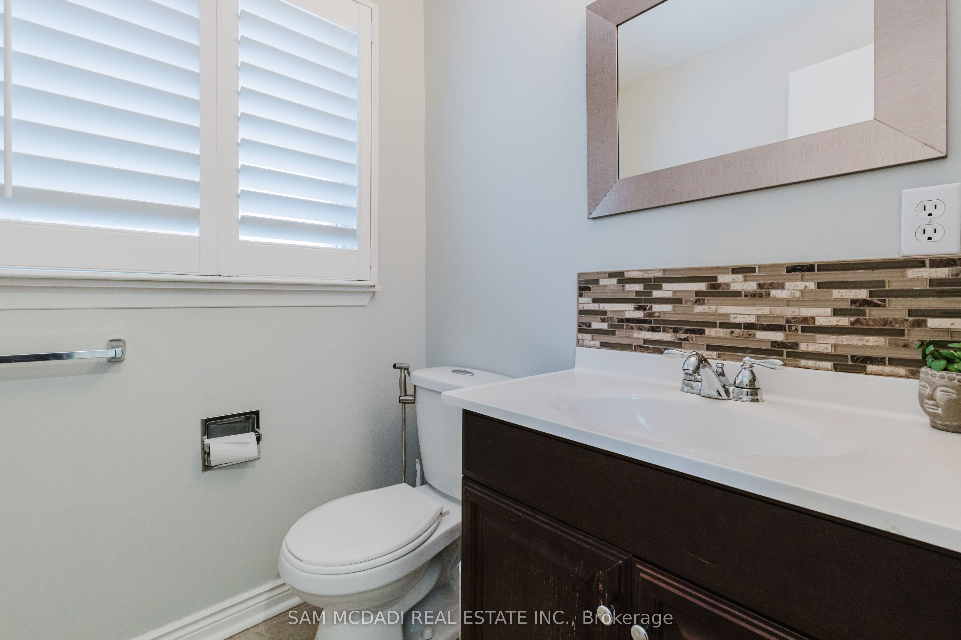 2344 Devon Road Property Photo 16