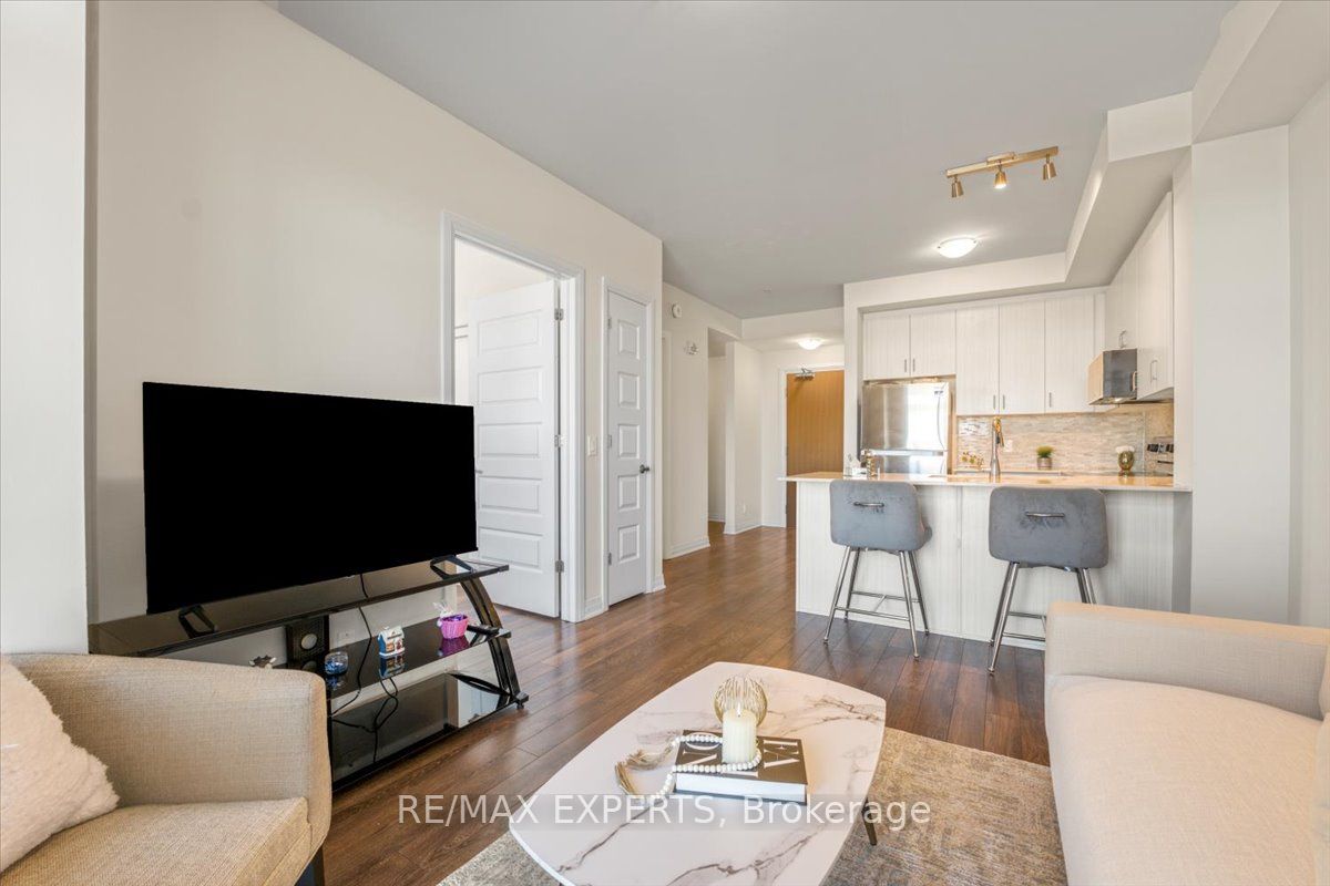 #527 - 1105 Leger Way Property Photo 6