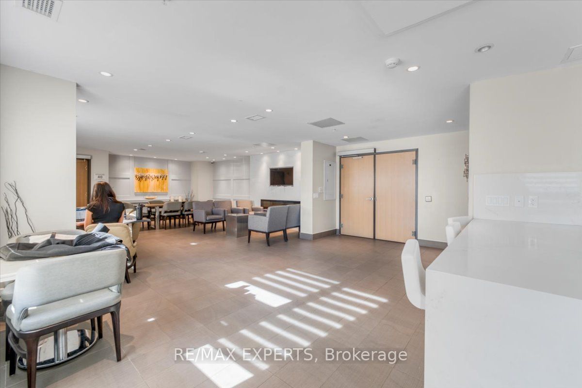 #527 - 1105 Leger Way Property Photo 20