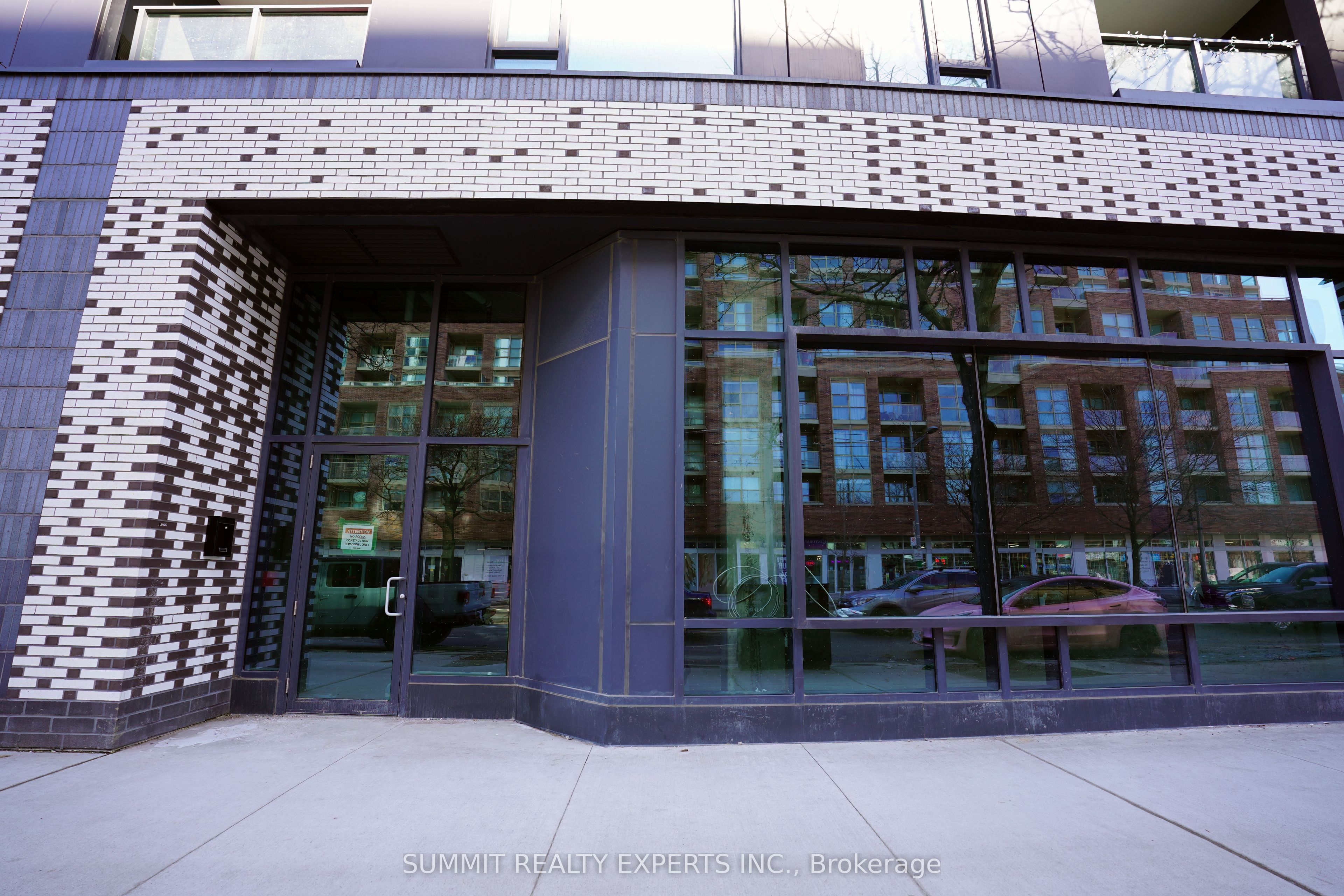 1804 St. Clair Ave W Property Photo 1