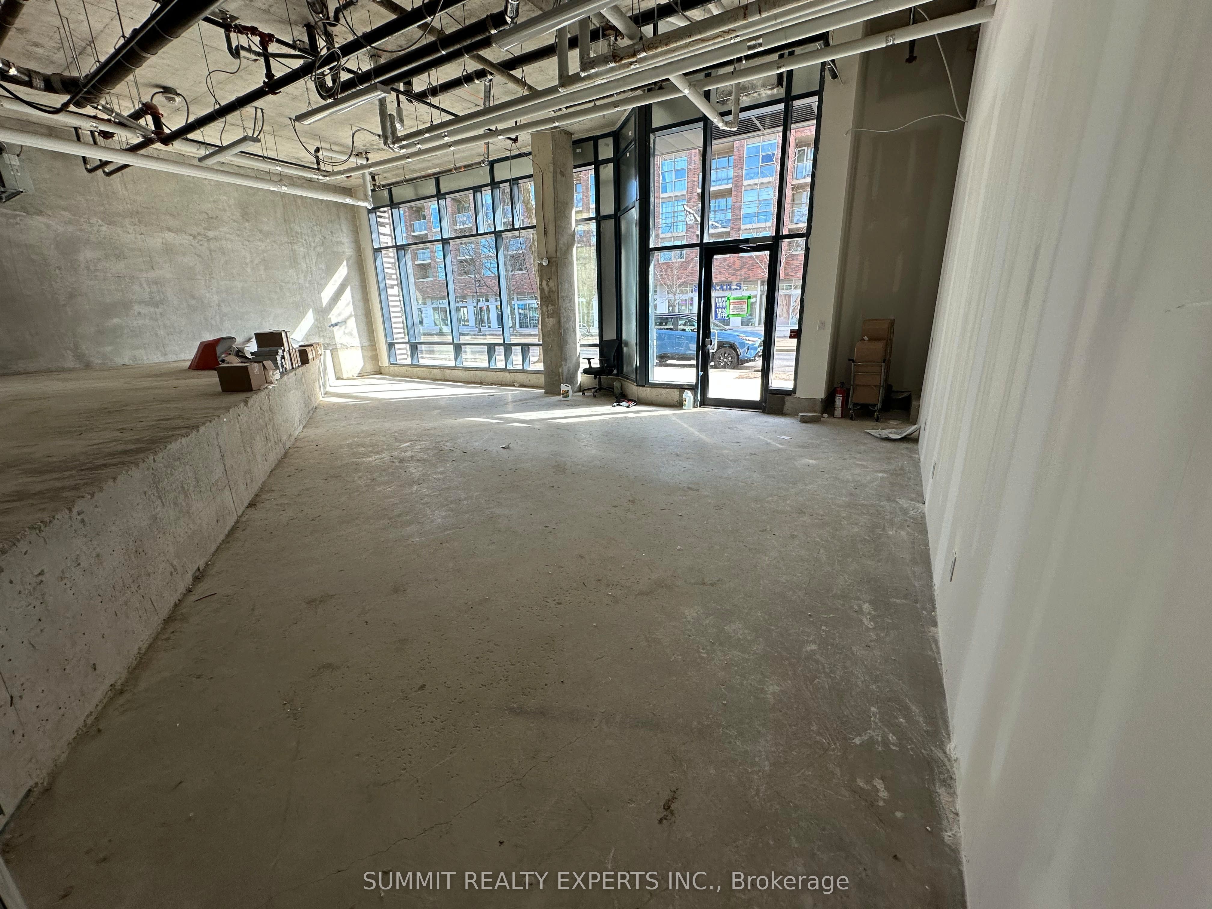 1804 St. Clair Ave W Property Photo 6