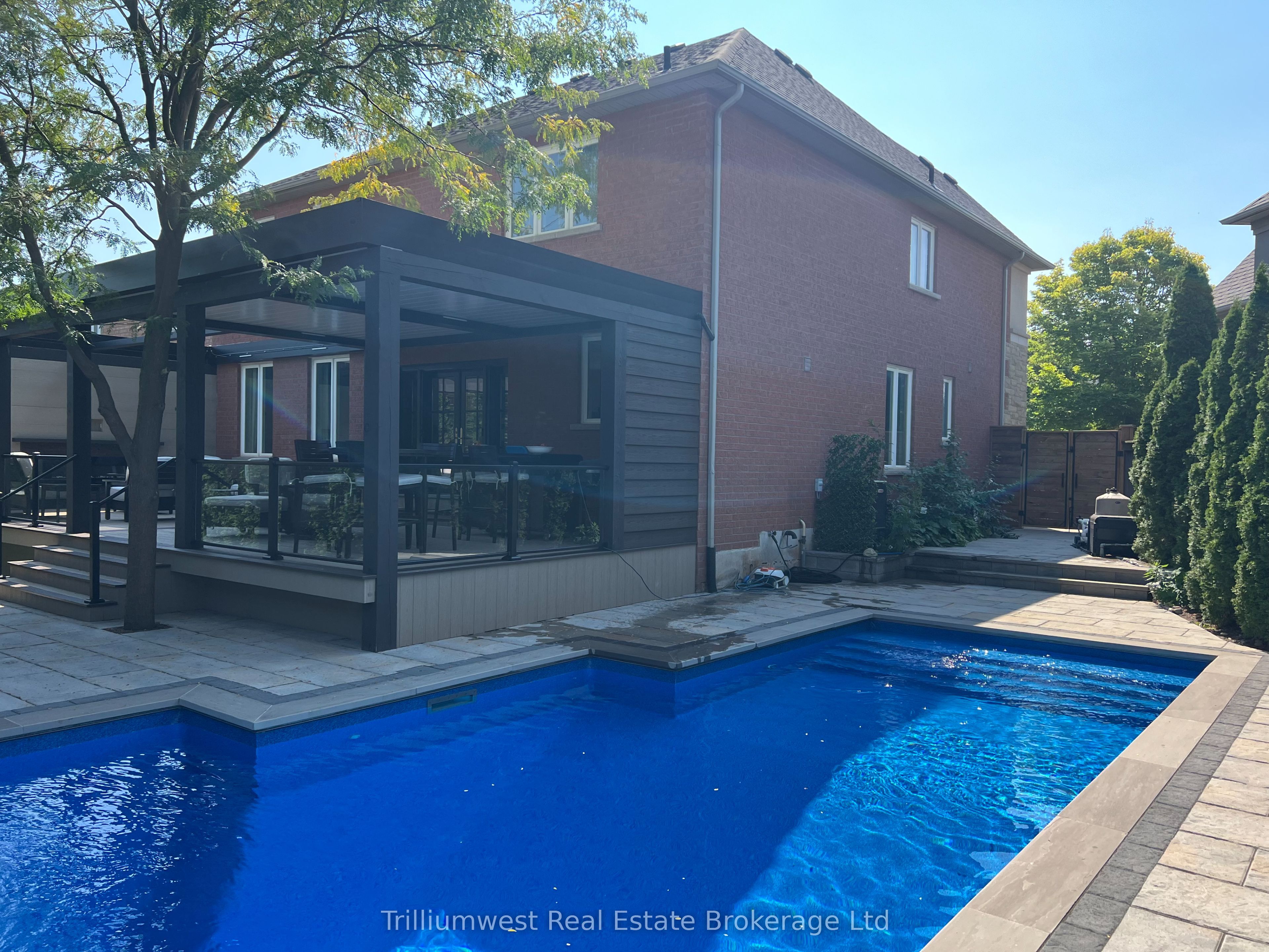 227 Beechtree Crescent Property Photo 40
